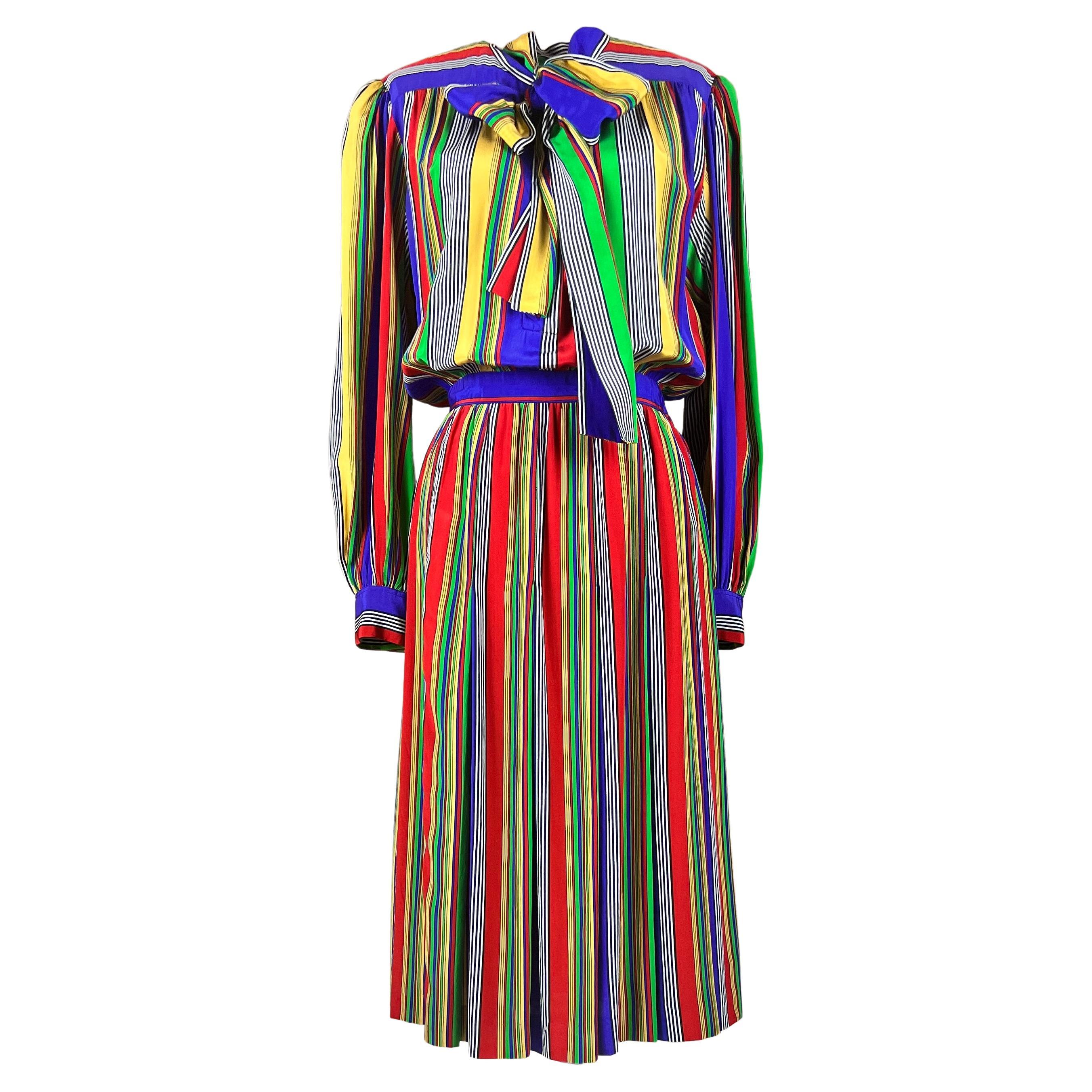 Dokumentiertes mehrfarbig gestreiftes Kleid von Yves Saint Laurent, 1982
