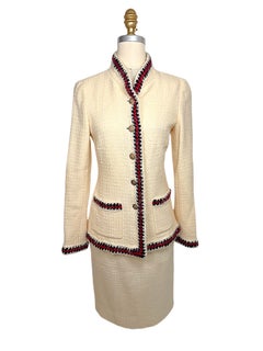 Documented Chanel Pre-Fall 2010 Paris-Shanghai Runway Look 42 Boucle Skirt Suit