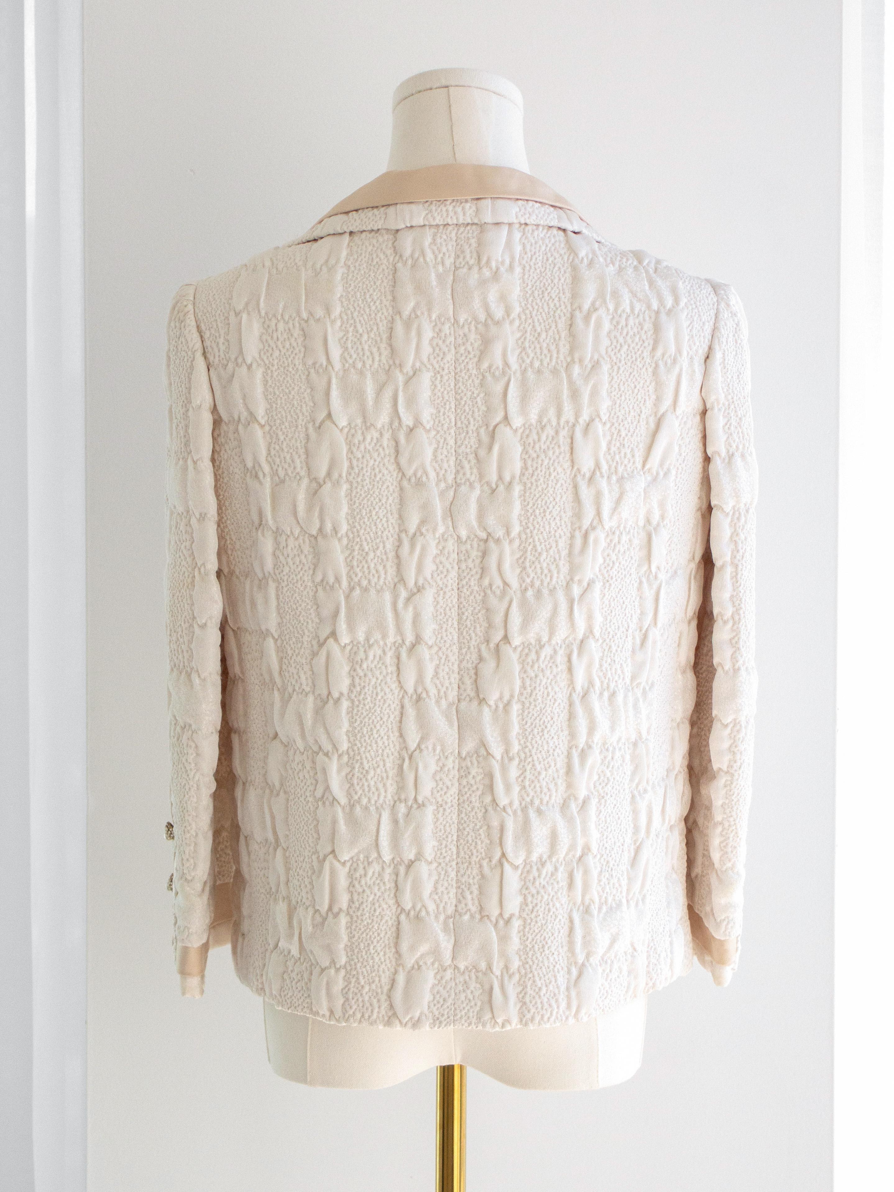 Women's Documented Chanel Vintage Haute Couture 1965 White Cream Textured Silk Jacket