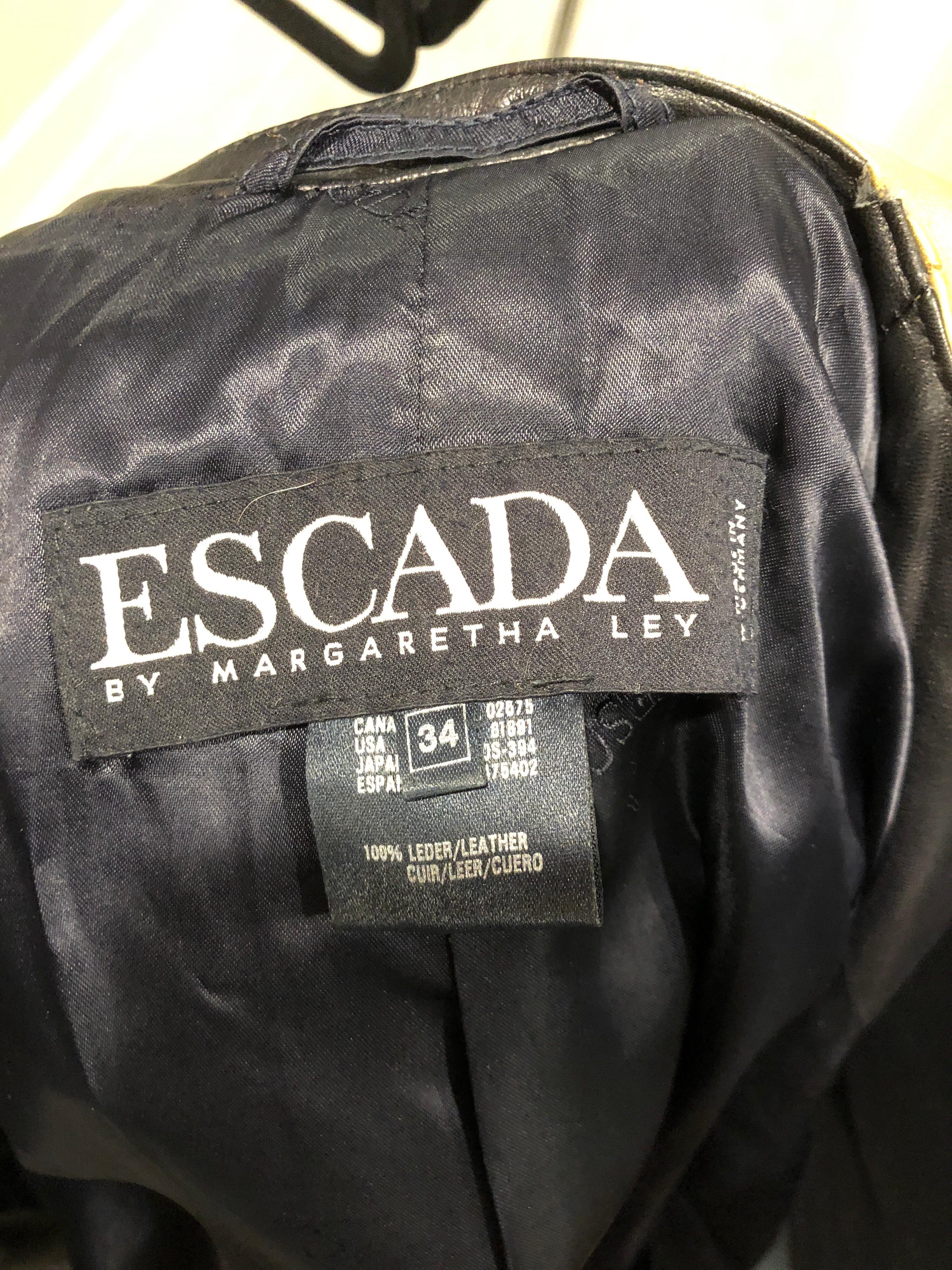 Documented Escada 1990s Black + Gold Leather Stars Vintage 90s Cropped Jacket 9