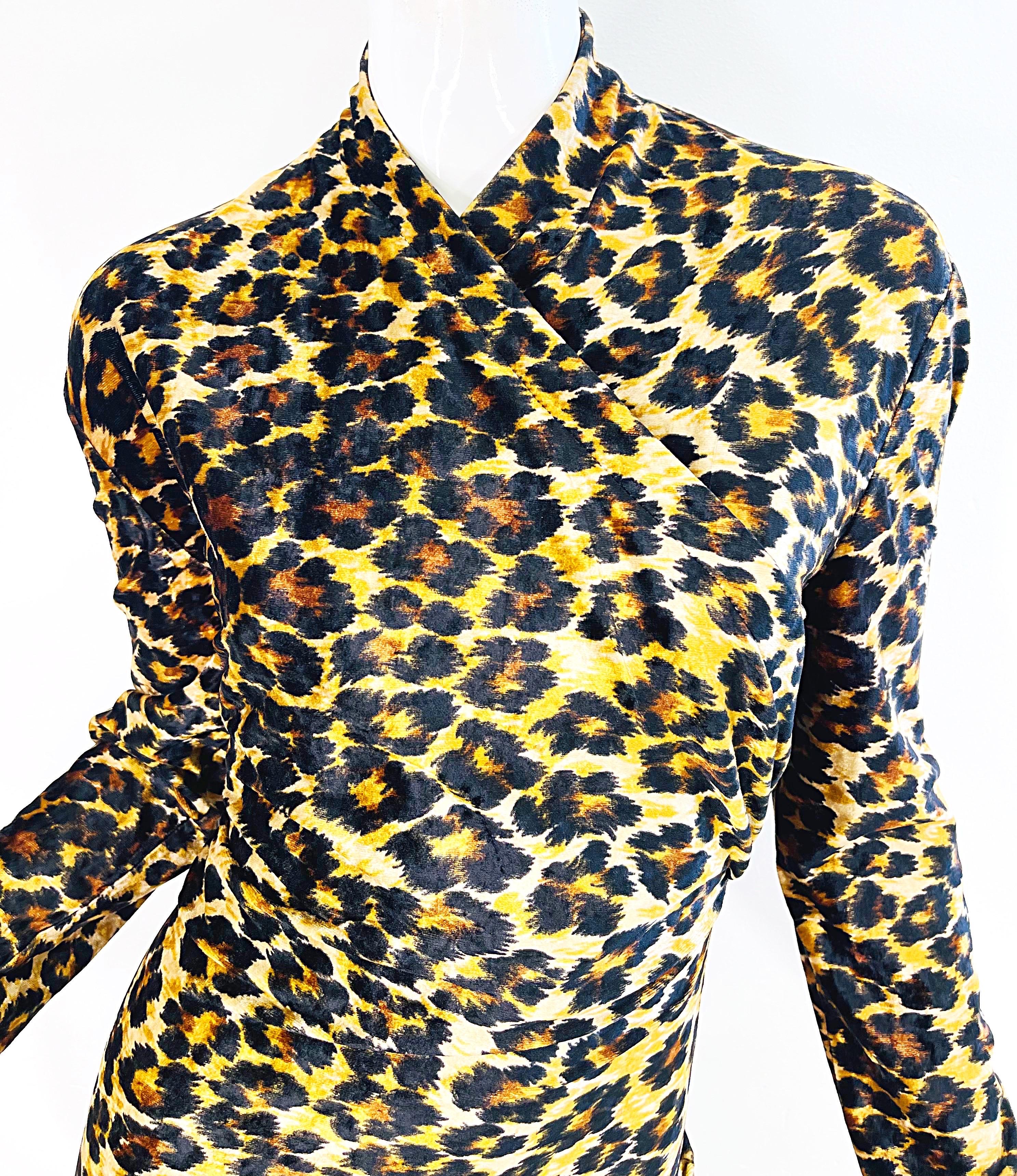 Documented Patrick Kelly 1989 Leopard Print Size Large Velour Vintage Dress 80s Pour femmes en vente