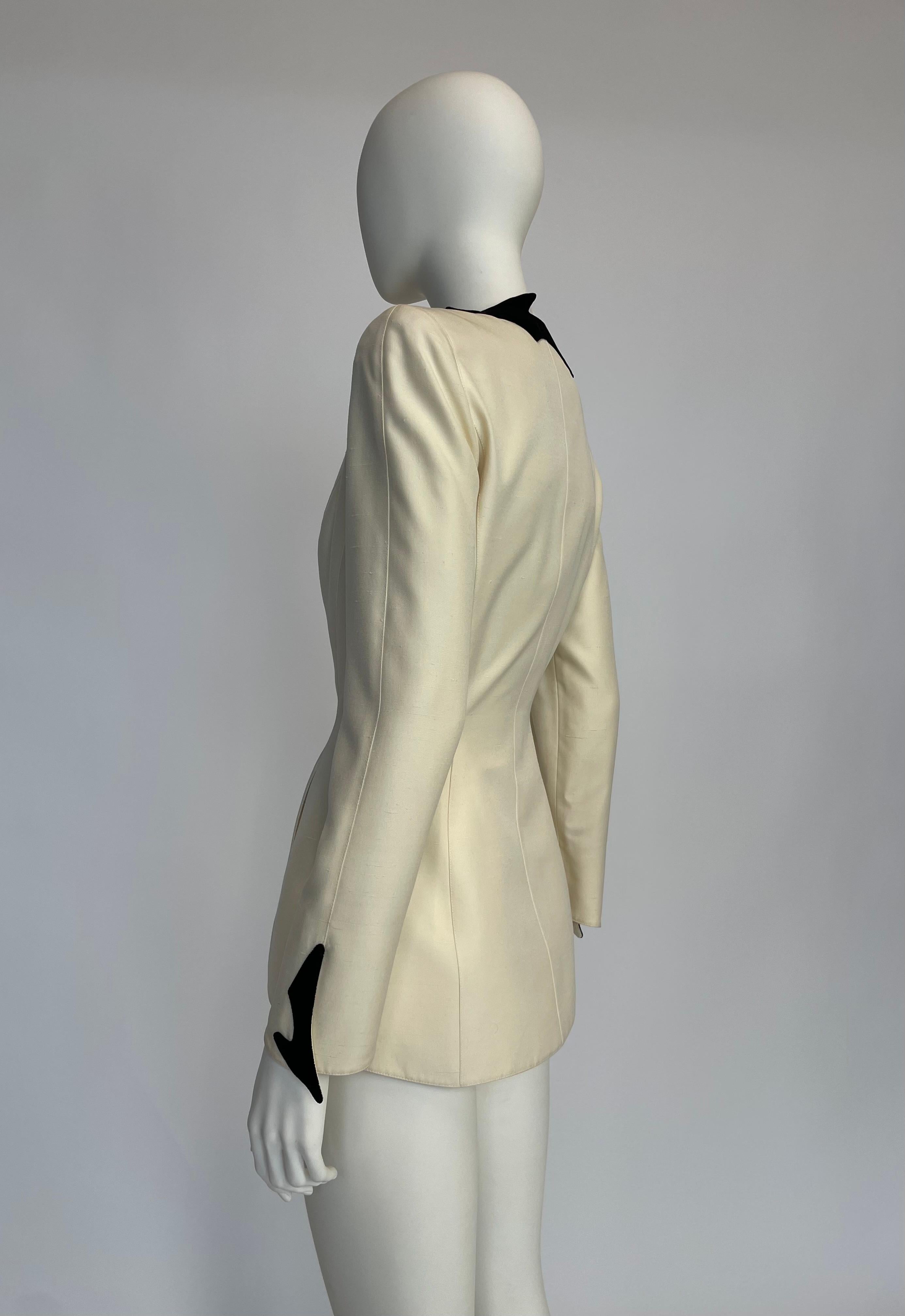 Documentato Giacca blazer doppiopetto Thierry Mugler, Collezione Cruise 1998 9