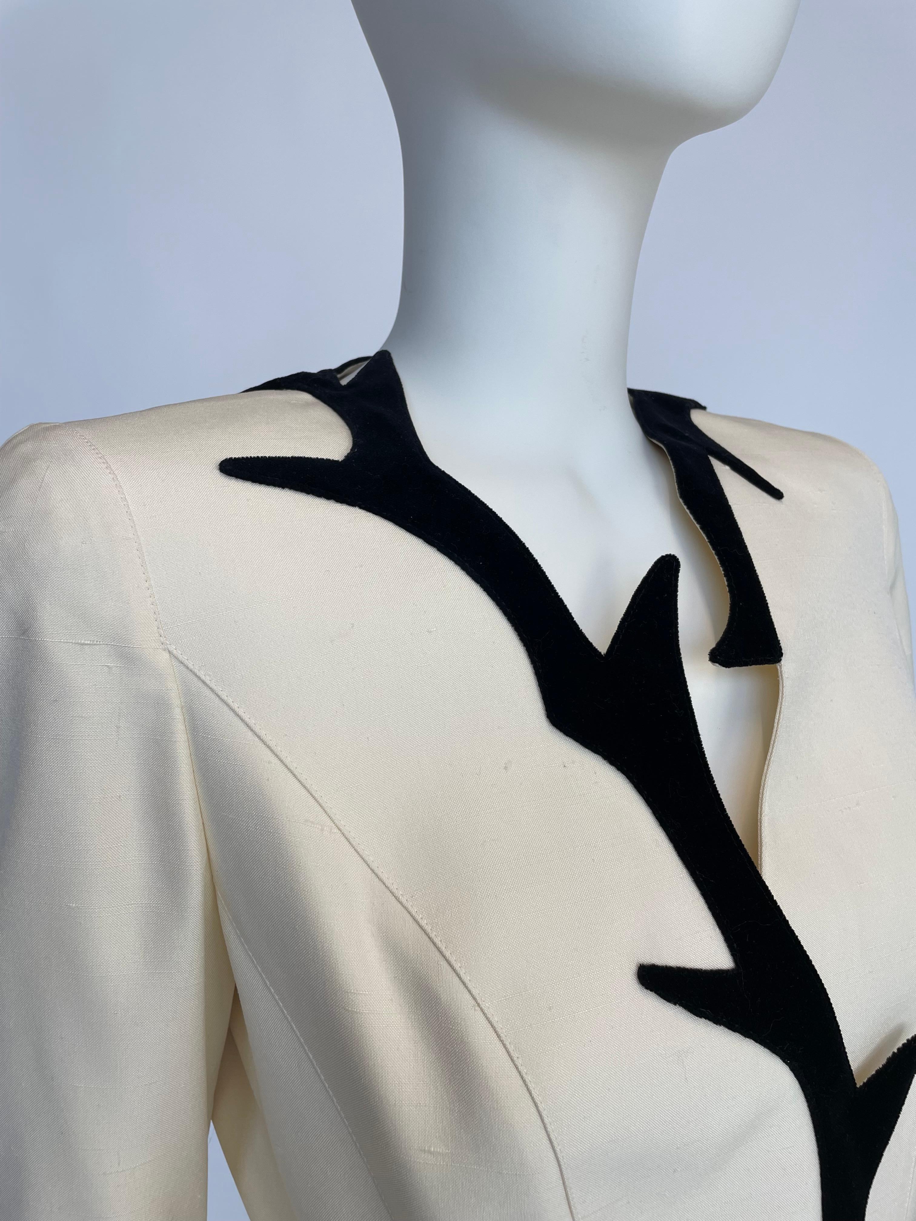 Documentato Giacca blazer doppiopetto Thierry Mugler, Collezione Cruise 1998 1