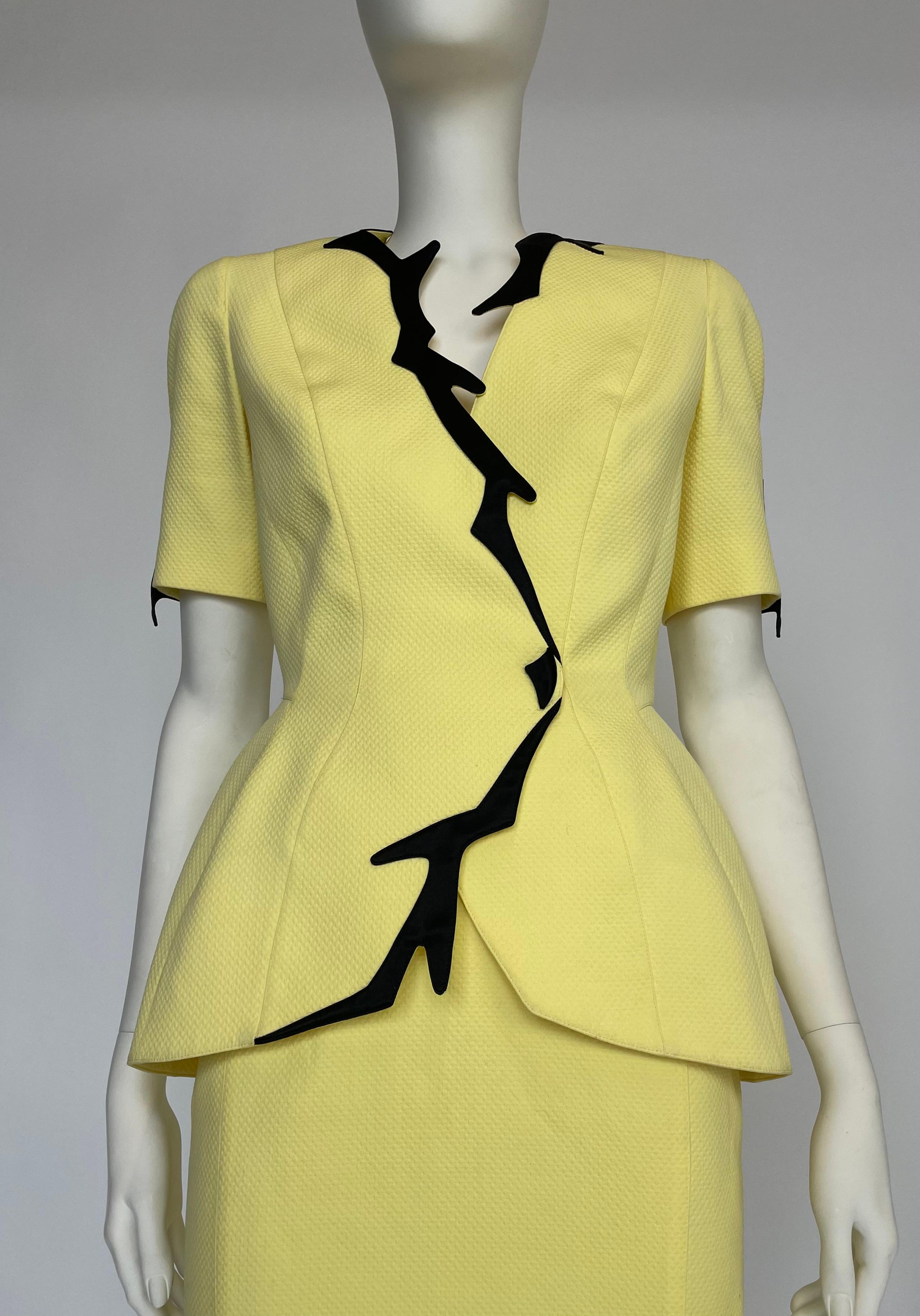  Tailleur jupe à bordure sculptée Thierry Mugler, collection Cruise 1998 Pour femmes 