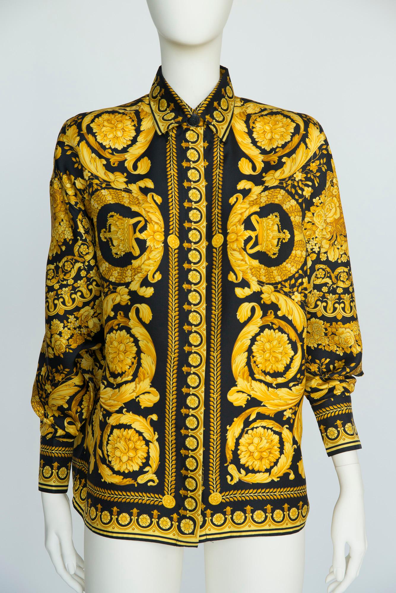 Just one glimpse at this shirt and you'll know it's Versace !
The 