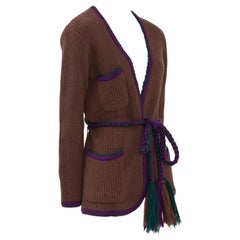 Dokumentierte Yves Saint Laurent Strickjacke mit Wollgürtel:: ca. 1973