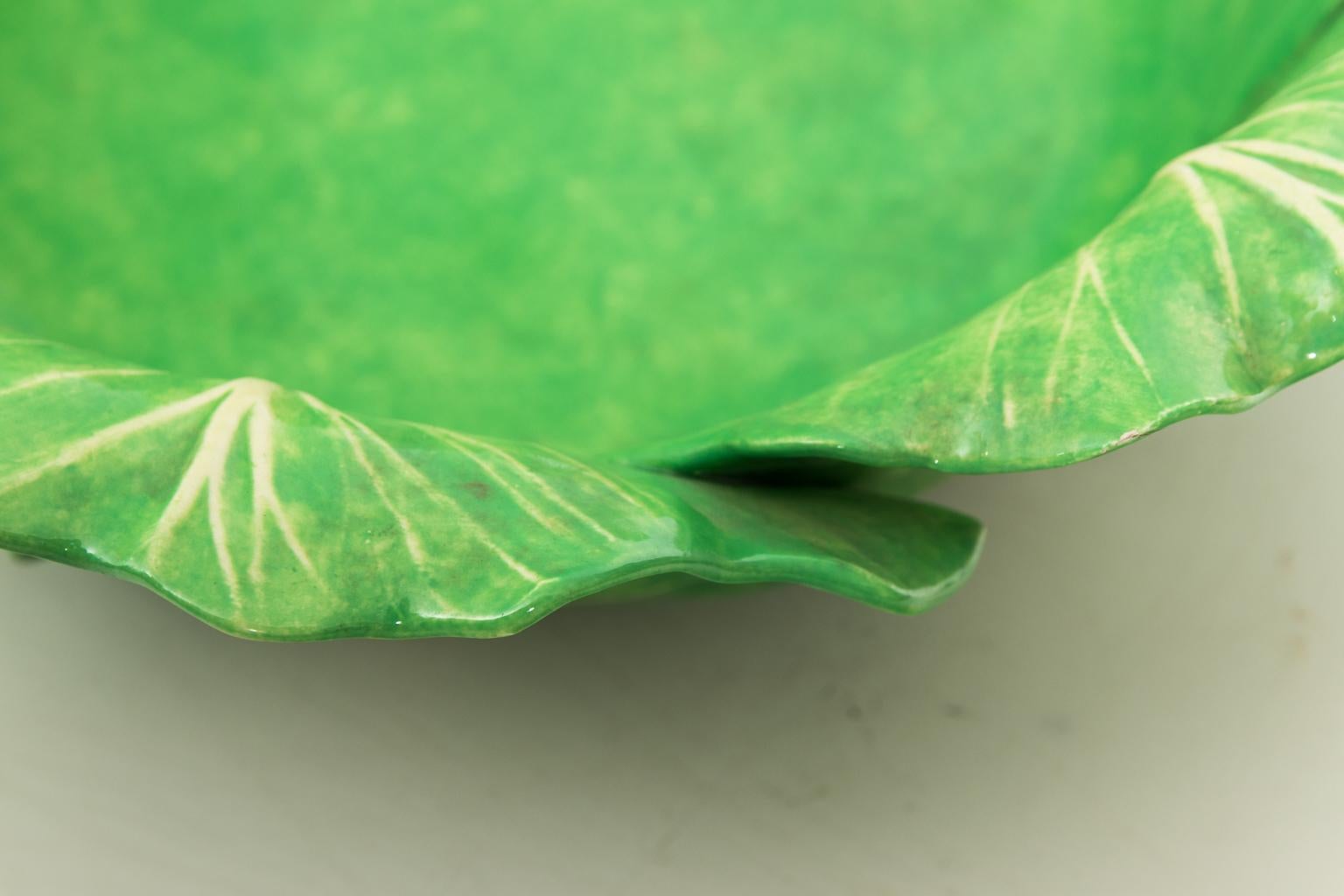 Dodie Thayer Lettuce Serving Bowl In Good Condition In Stamford, CT