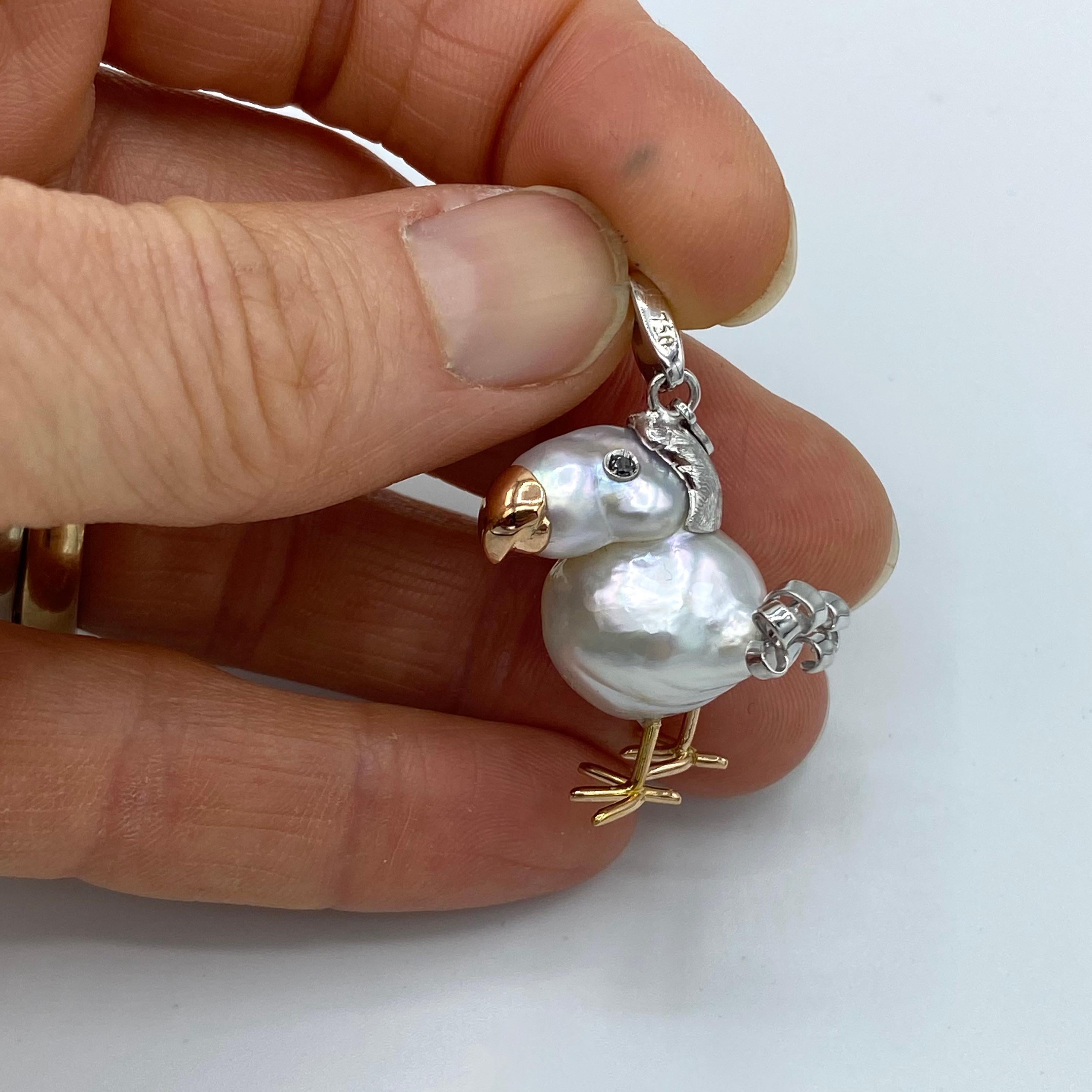 Women's Dodo Australian Black Diamond Pearl White Red 18Kt Gold Charm Pendant Necklace