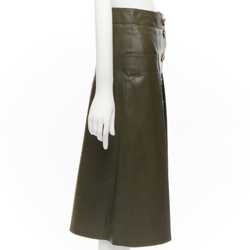 DODO BAR OR dark genuine leather shell button pocketed pleated skirt IT40 S In Excellent Condition For Sale In Hong Kong, NT