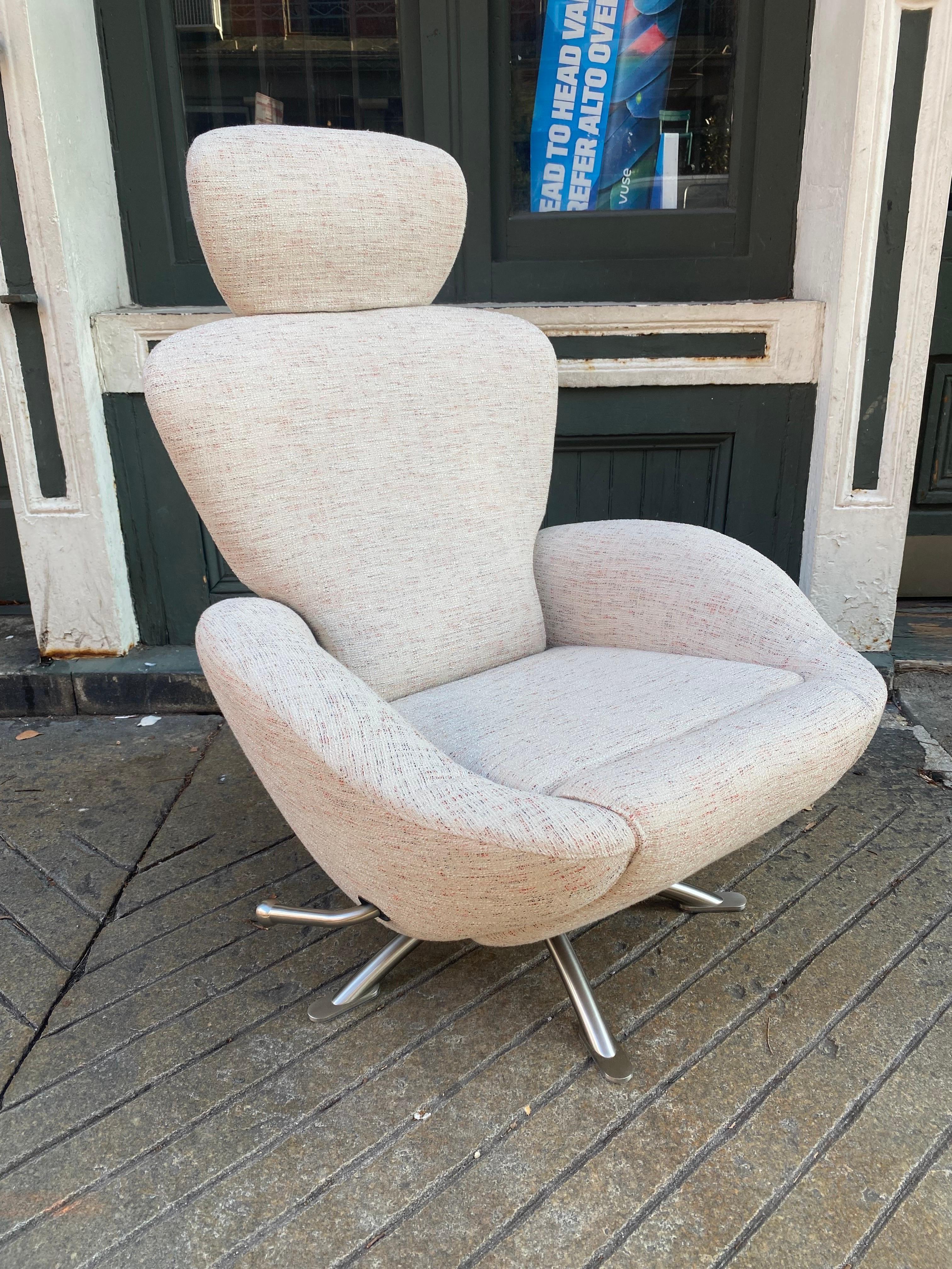 Toshiyuki Kita for Cassina Dodo Chair.  This chair is about 10 years old and still presents like new!  Very Clean Example from a Rittenhouse Square Apartment.  Fabric is creamy with flecks of white, red and black.  Chair does everythng!  Reclines in