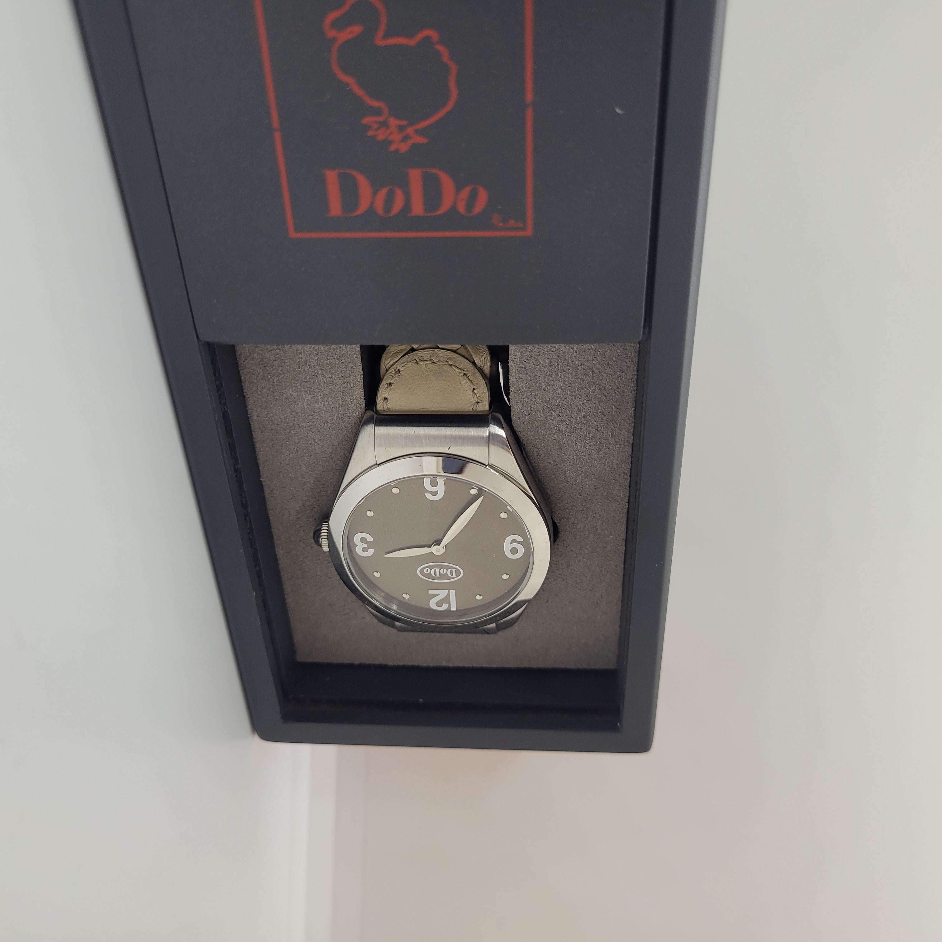 Montre-bracelet italienne DoDo, acier et cuir, 21e siècle, Nouveau 4