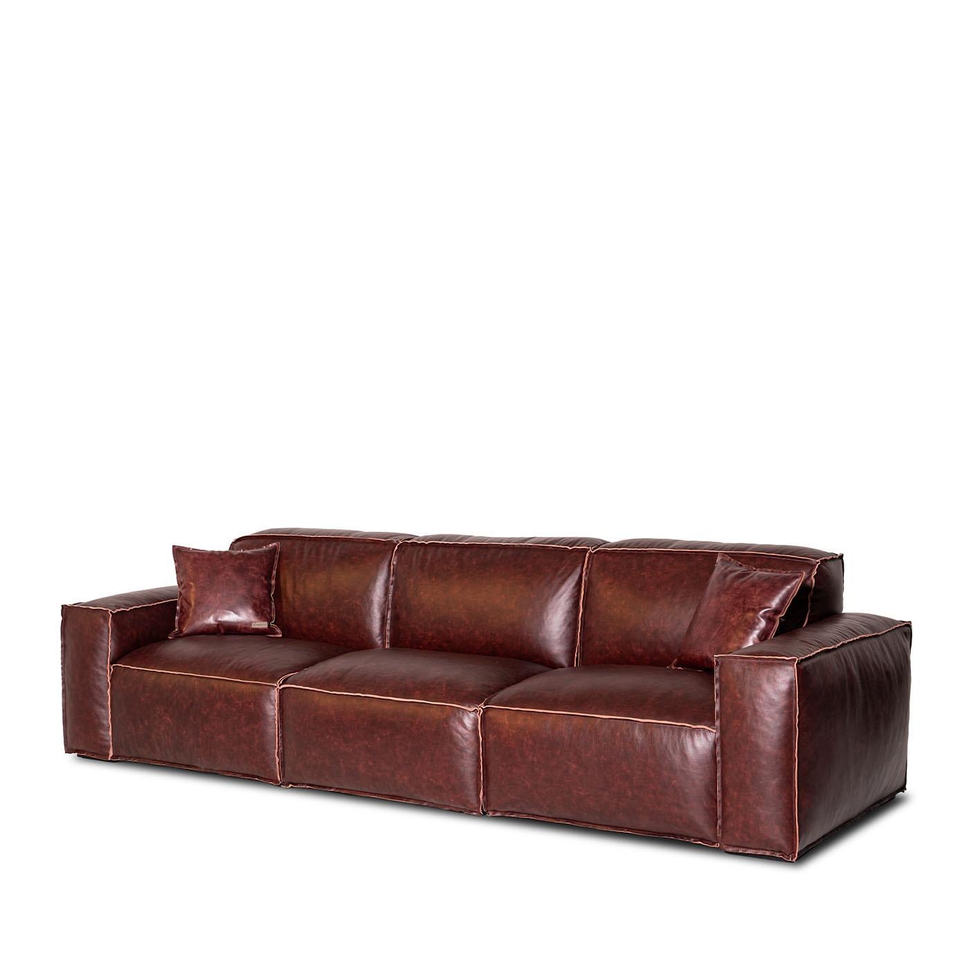 Italian Dodo Mahogany Leather Sofa by Mantellassi 1926 For Sale