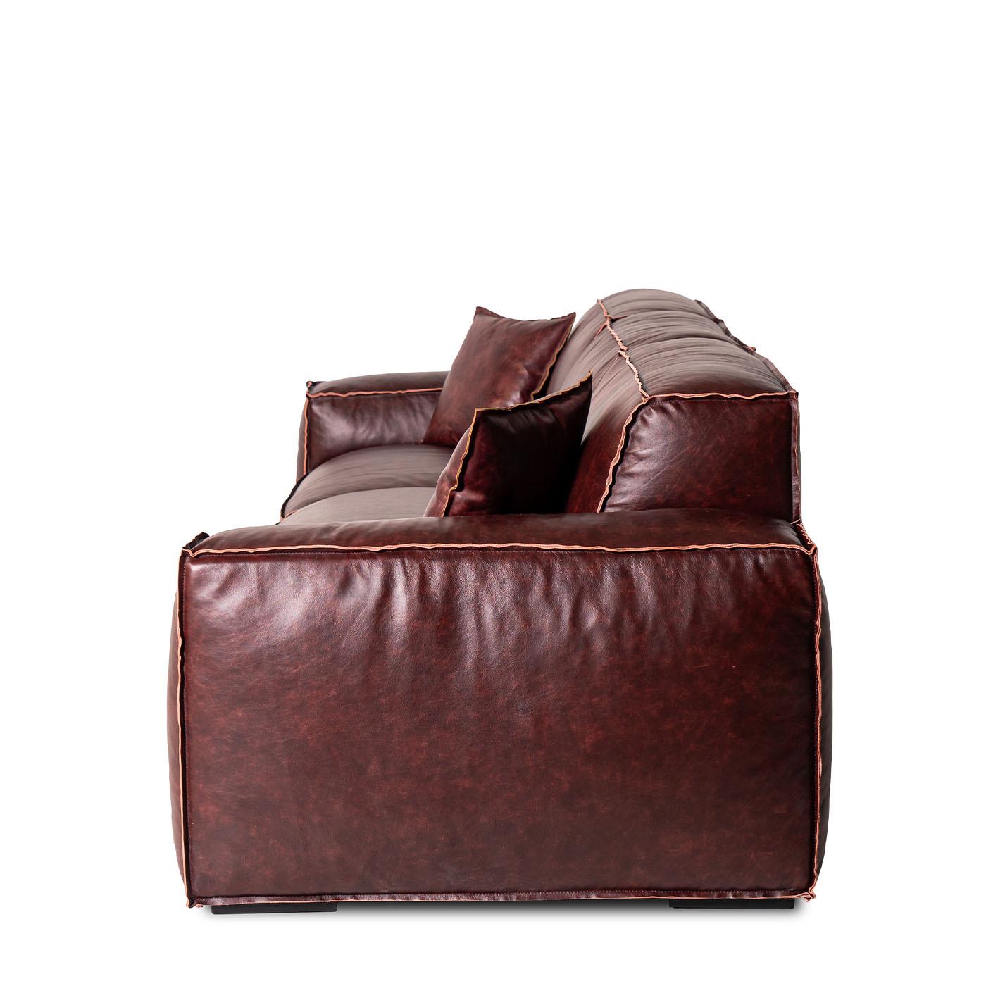 Dodo Mahogany Leather Sofa by Mantellassi 1926 In New Condition For Sale In Milan, IT