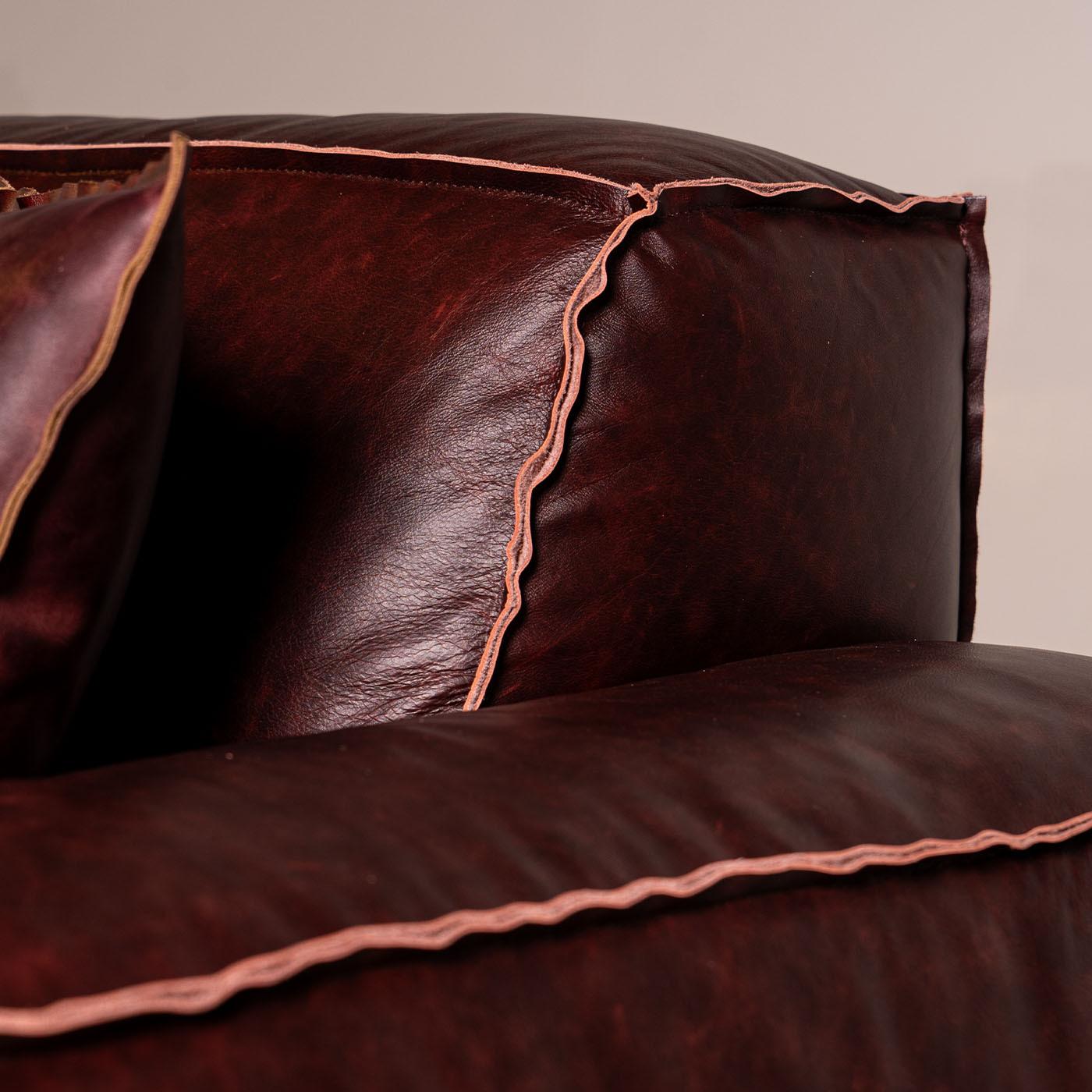 Contemporary Dodo Mahogany Leather Sofa by Mantellassi 1926 For Sale