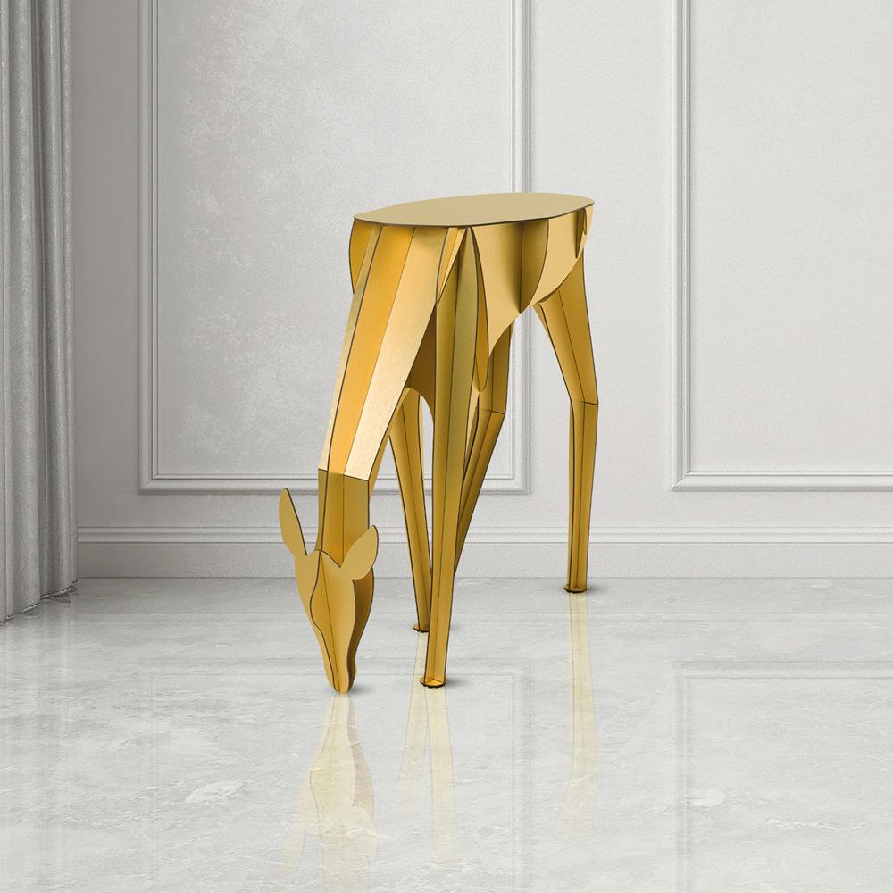 La console Eleg, con il suo aspetto elegante e grazioso, si integra con discrezione nell'arredamento della tua casa. Versatile, può essere appoggiato alla parete o stare in piedi in modo indipendente, adattandosi così alle tue esigenze. Diane è una