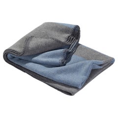 Manta para perro Azul Gris Tejida de Lana Merino por Catharina Mende
