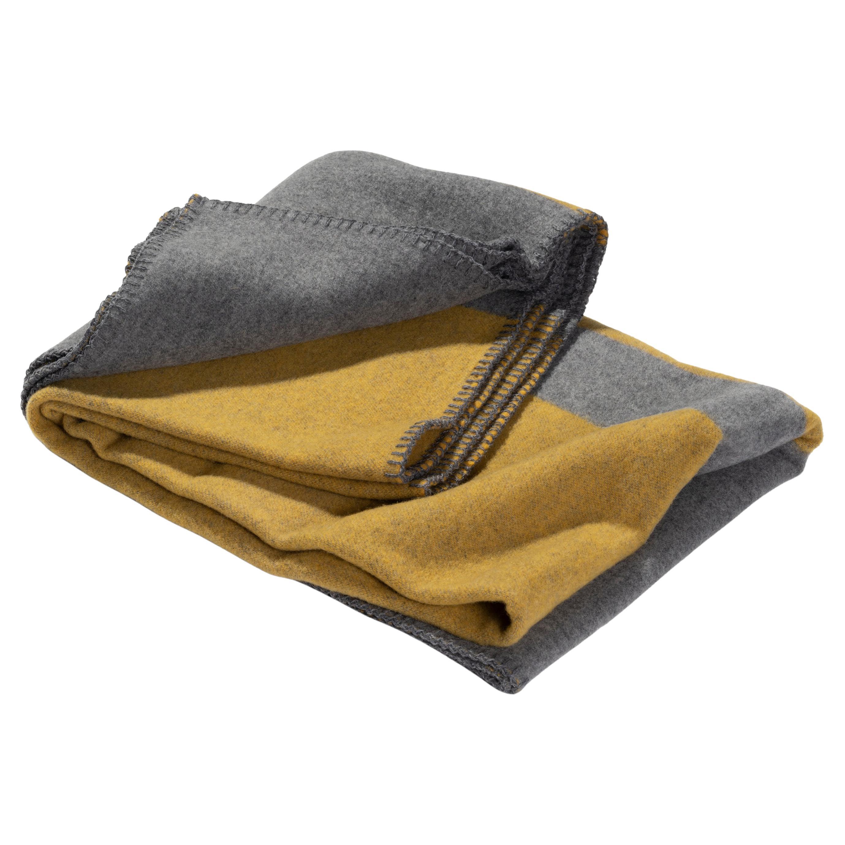 Dog Blanket Yellow Grey Woven of Merino Wool by Catharina Mende