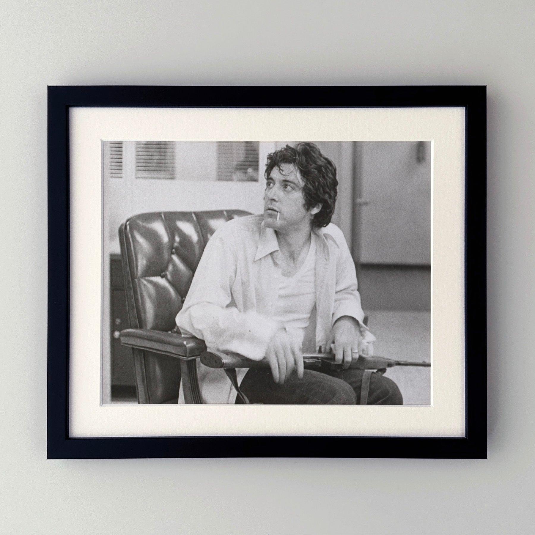 Original 8x10 inches Press Publicity Still for Dog Day Afternoon (1975) avec Richard Dreyfuss, Francois Truffaut et Teri Garr et réalisé par Sidney Lumet.

Les photos de publicité (film/production) ont été créées pour aider les studios à promouvoir