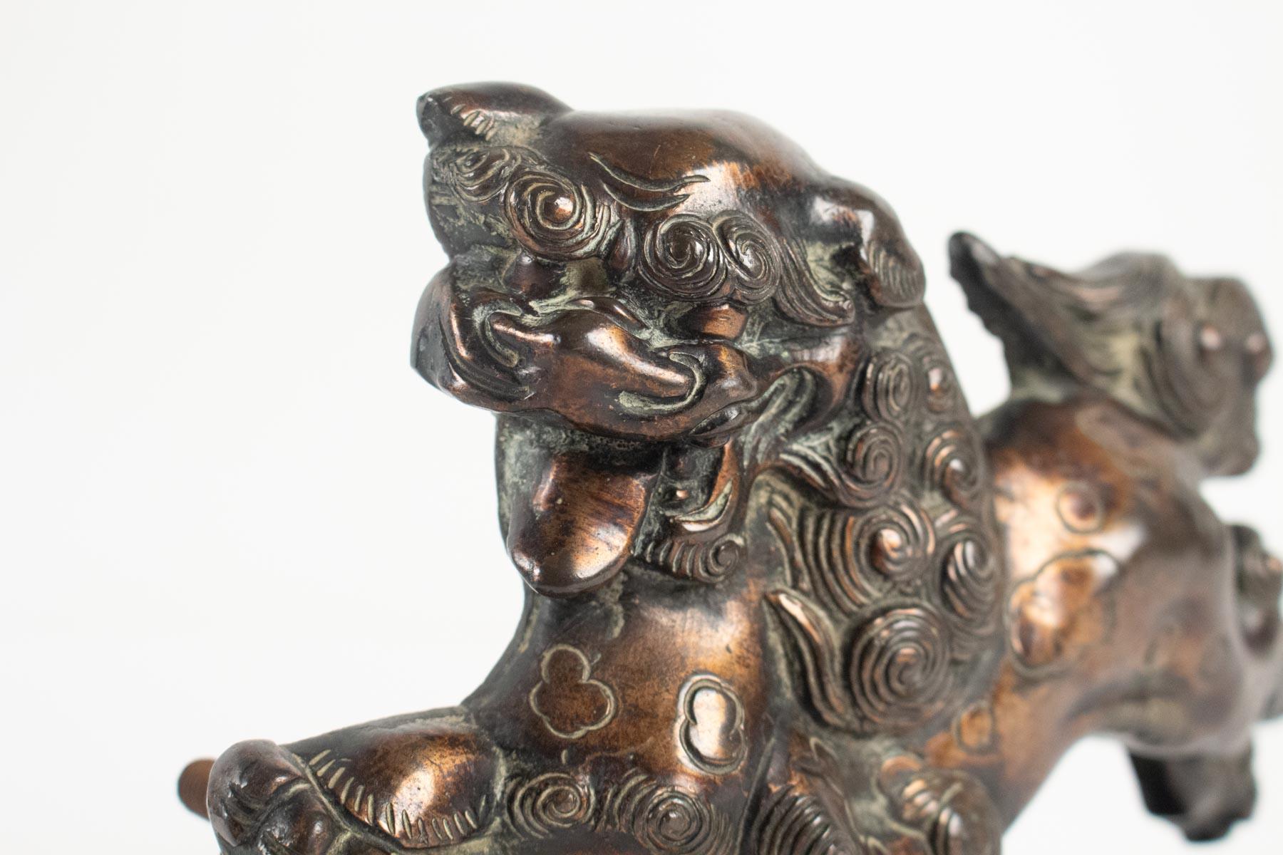 Asian Dog Fô Current In Lacquered Bronze, China 