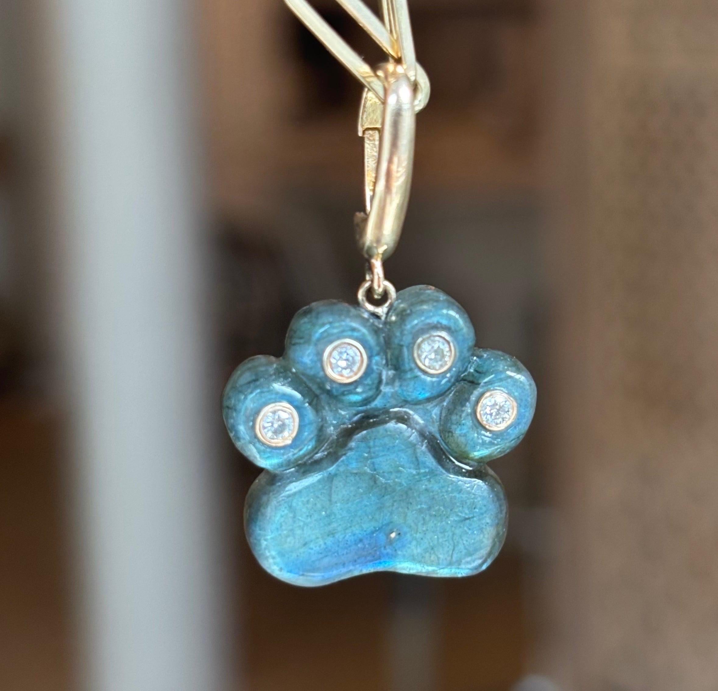 Pendentif patte de chien, labradorite et diamants en vente 4