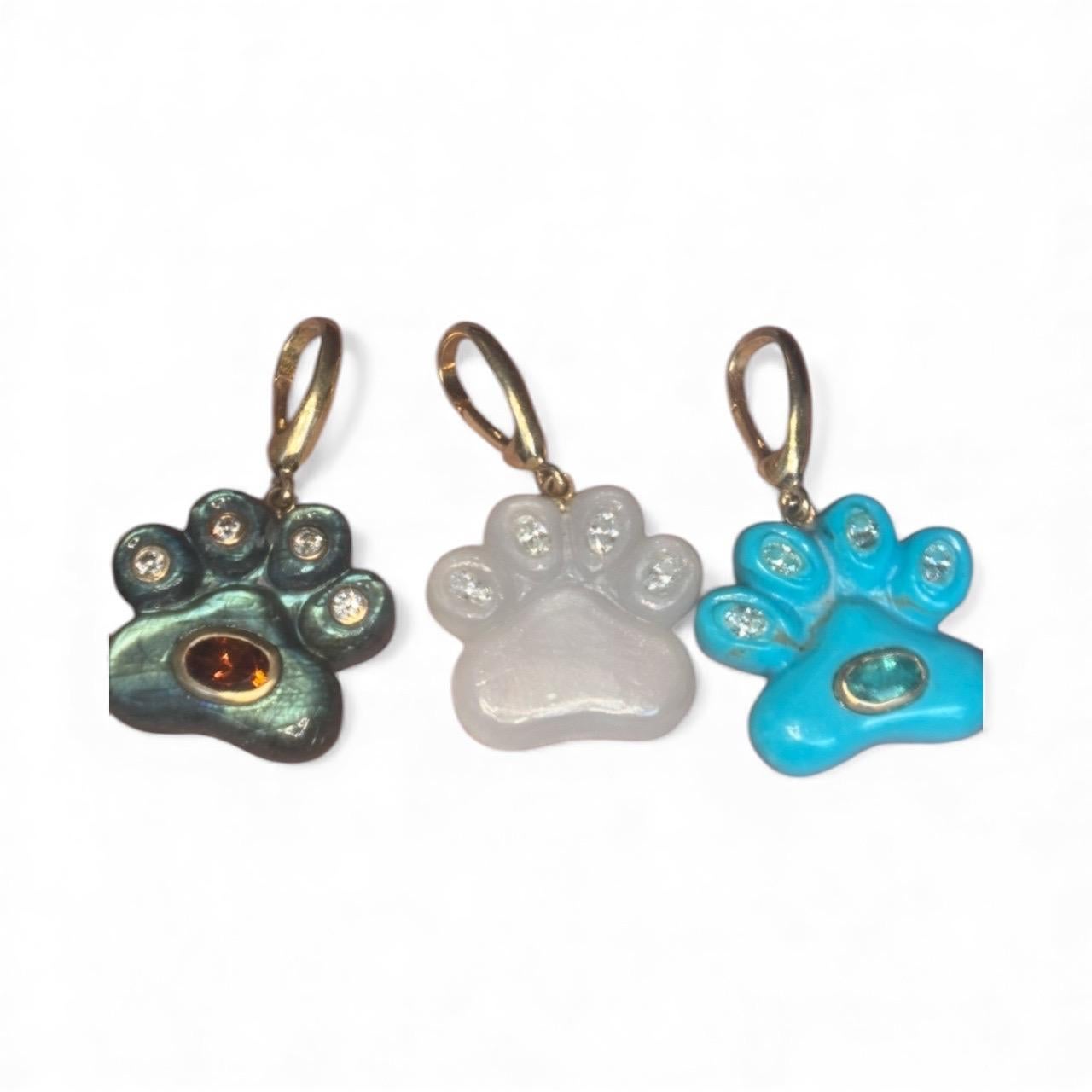 Pendentif patte de chien, turquoise avec diamants, émeraude et or 14k Unisexe en vente