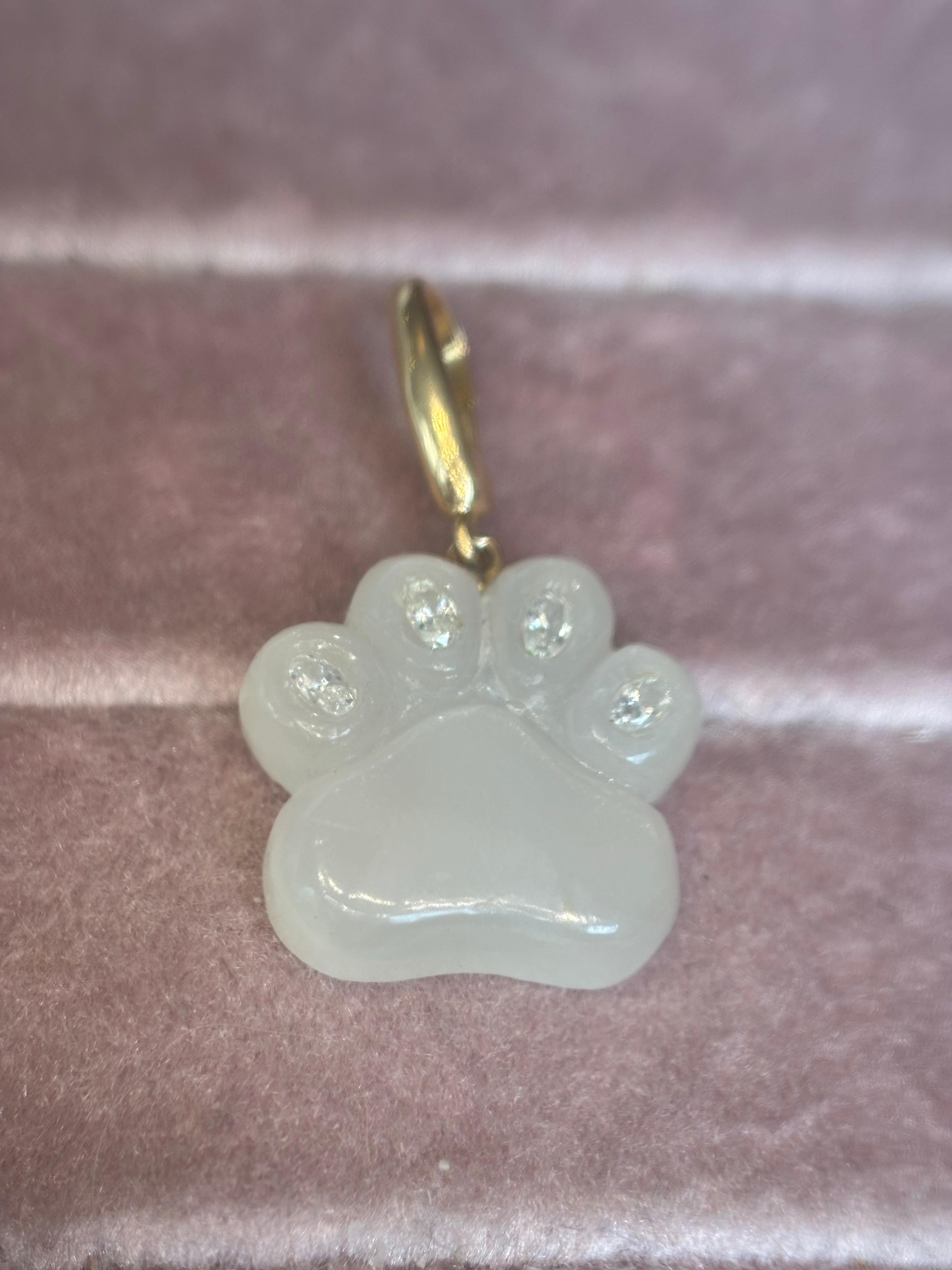 Pendentif patte de chien, turquoise avec diamants, émeraude et or 14k en vente 4