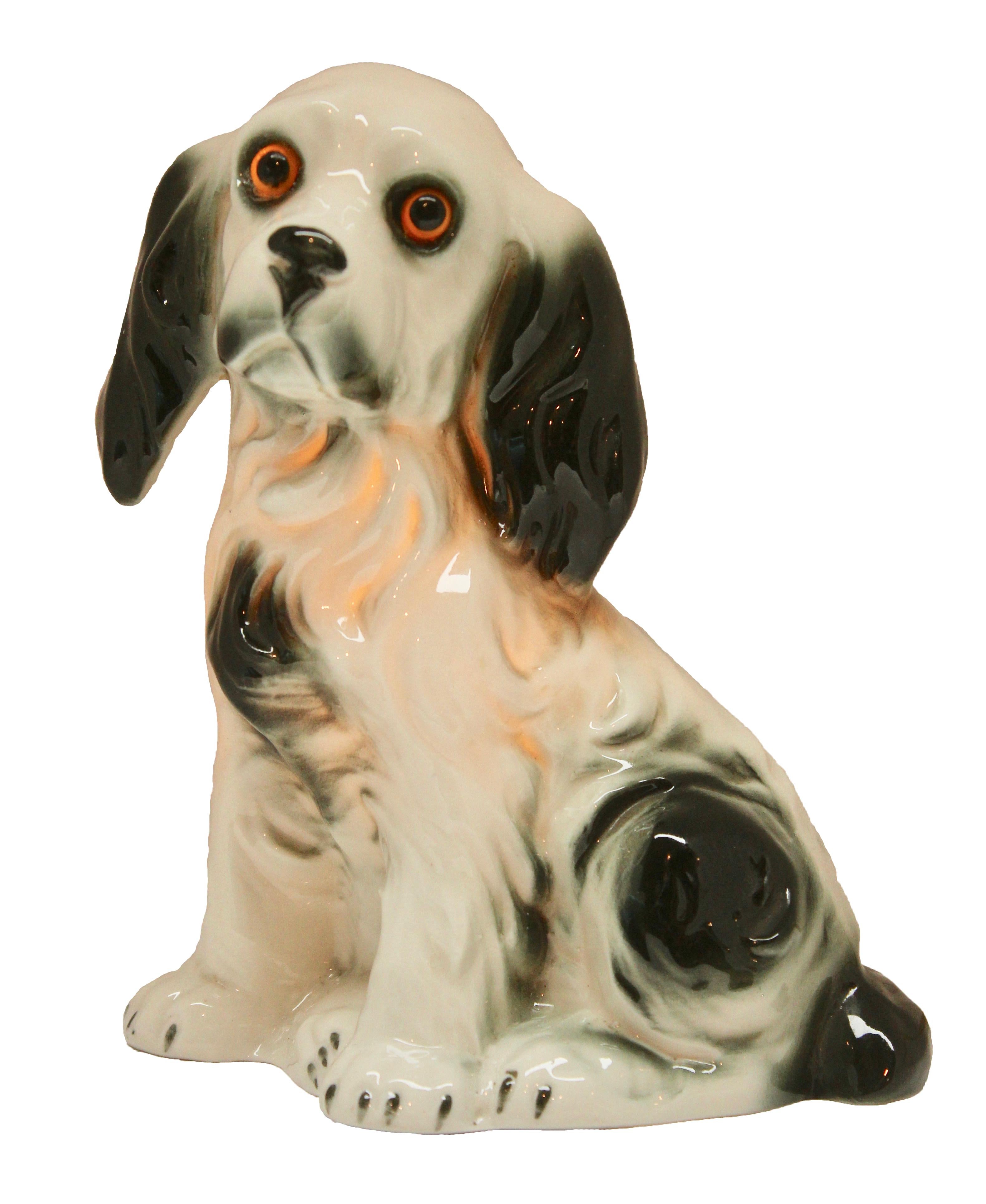 Rare and gorgeous dog perfume lamp attributed to Carl Scheidig Grafenthal, Germany.
Excellent condition, lamp is in working order.
Size: Height 17 cm, 6.7 inch, width 13 cm, 5.11 inch.
Germany, 1930s, excellent condition
Porcelain figurine / air