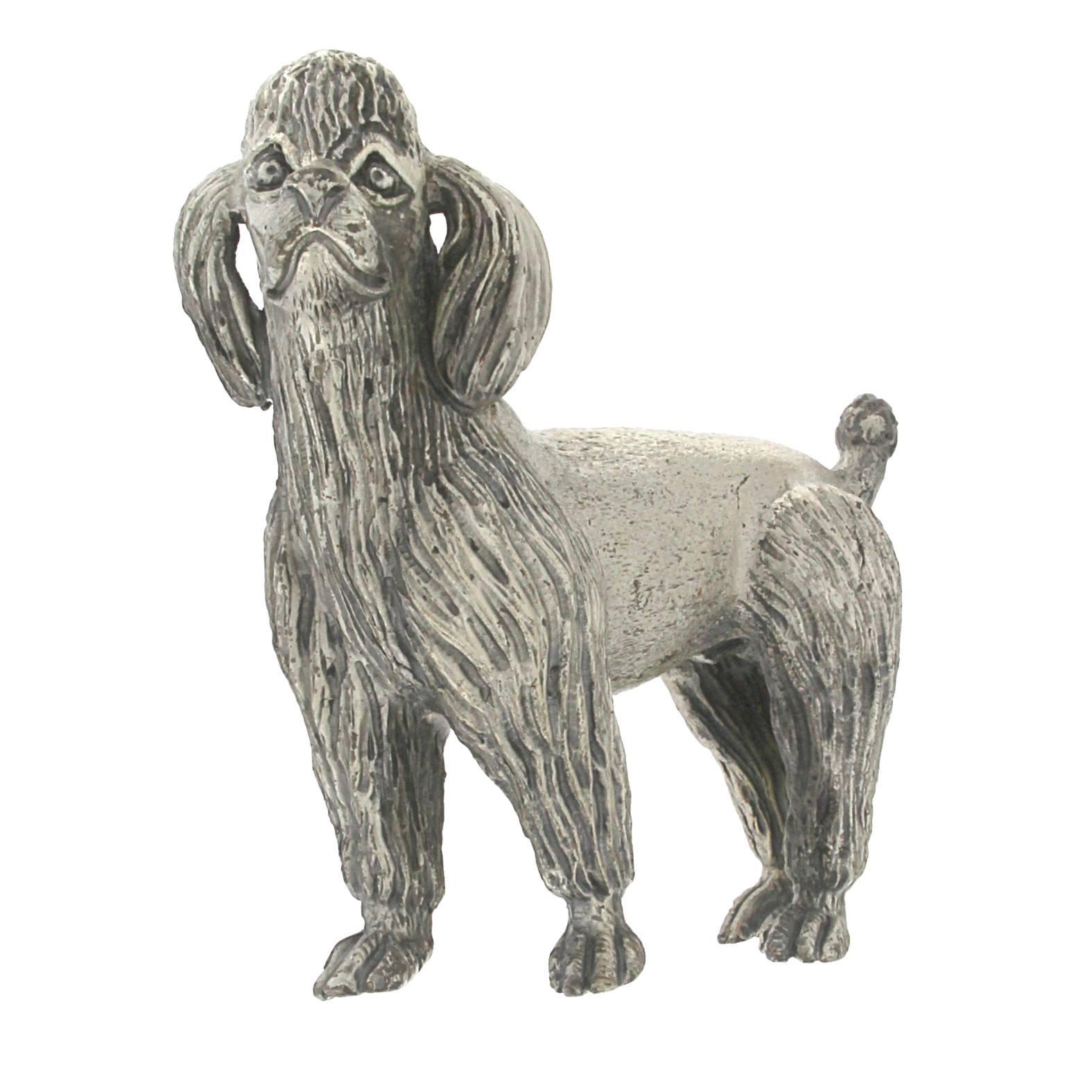 Sculpture de chien caniche en argent Unisexe en vente