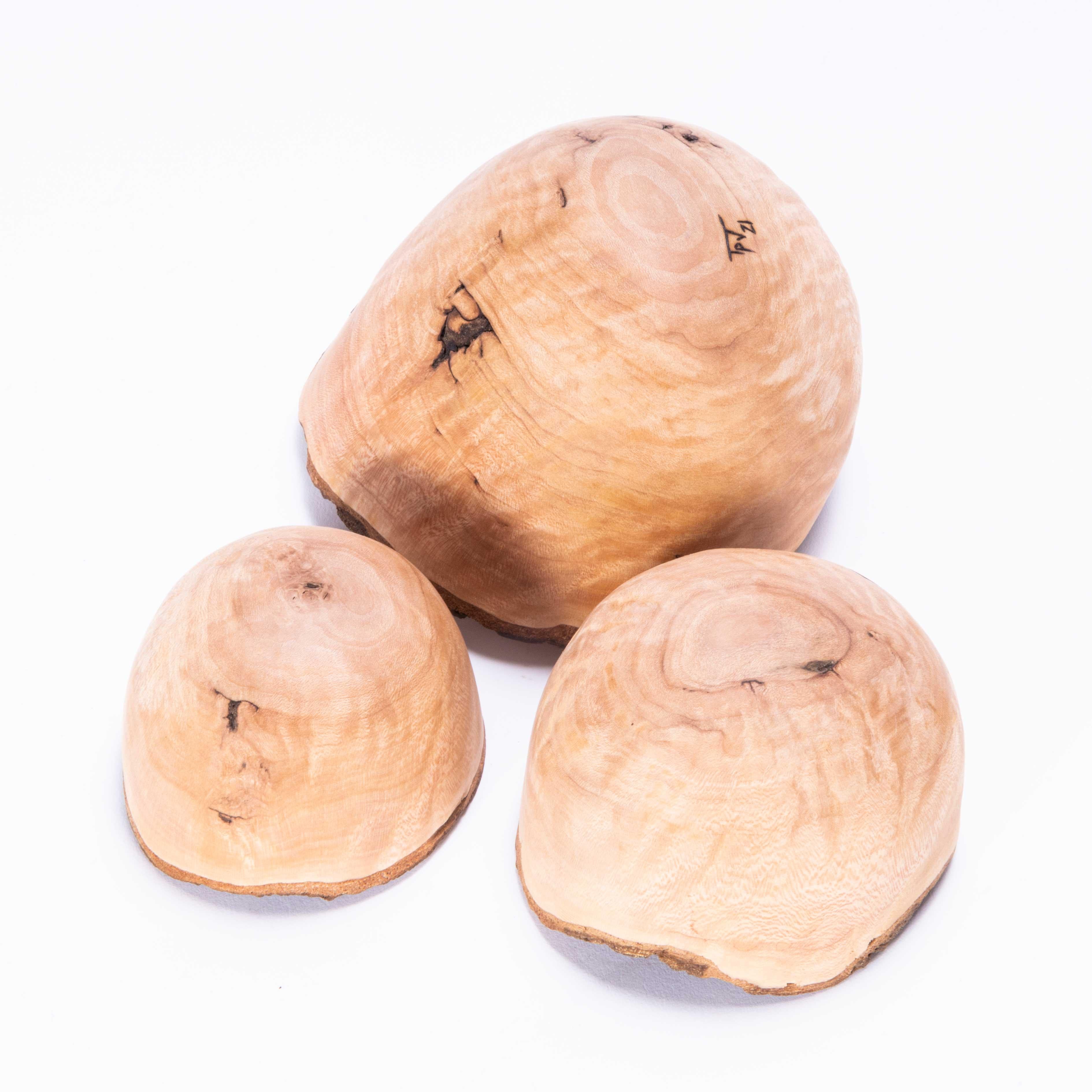 Oak Dog Wood Hand Turned Bowl - Tyler & Tara - Set Of Three For Sale