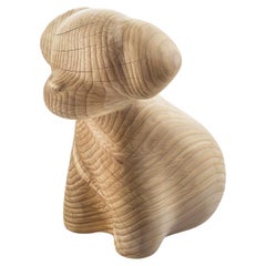 Skulptur aus Doggy Cedar