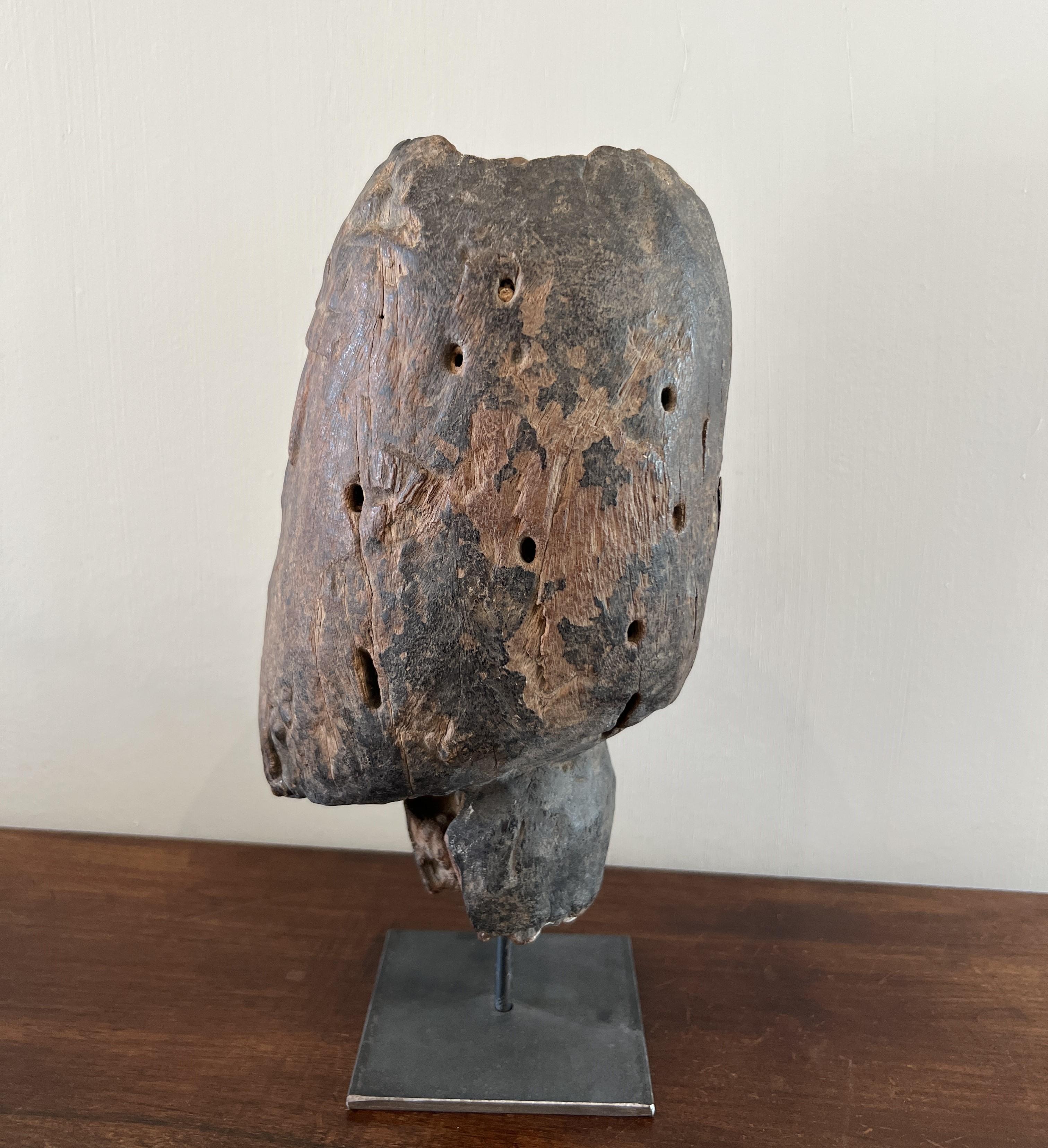 Sculpture de tête primitive abstraite de Dogon en vente 2