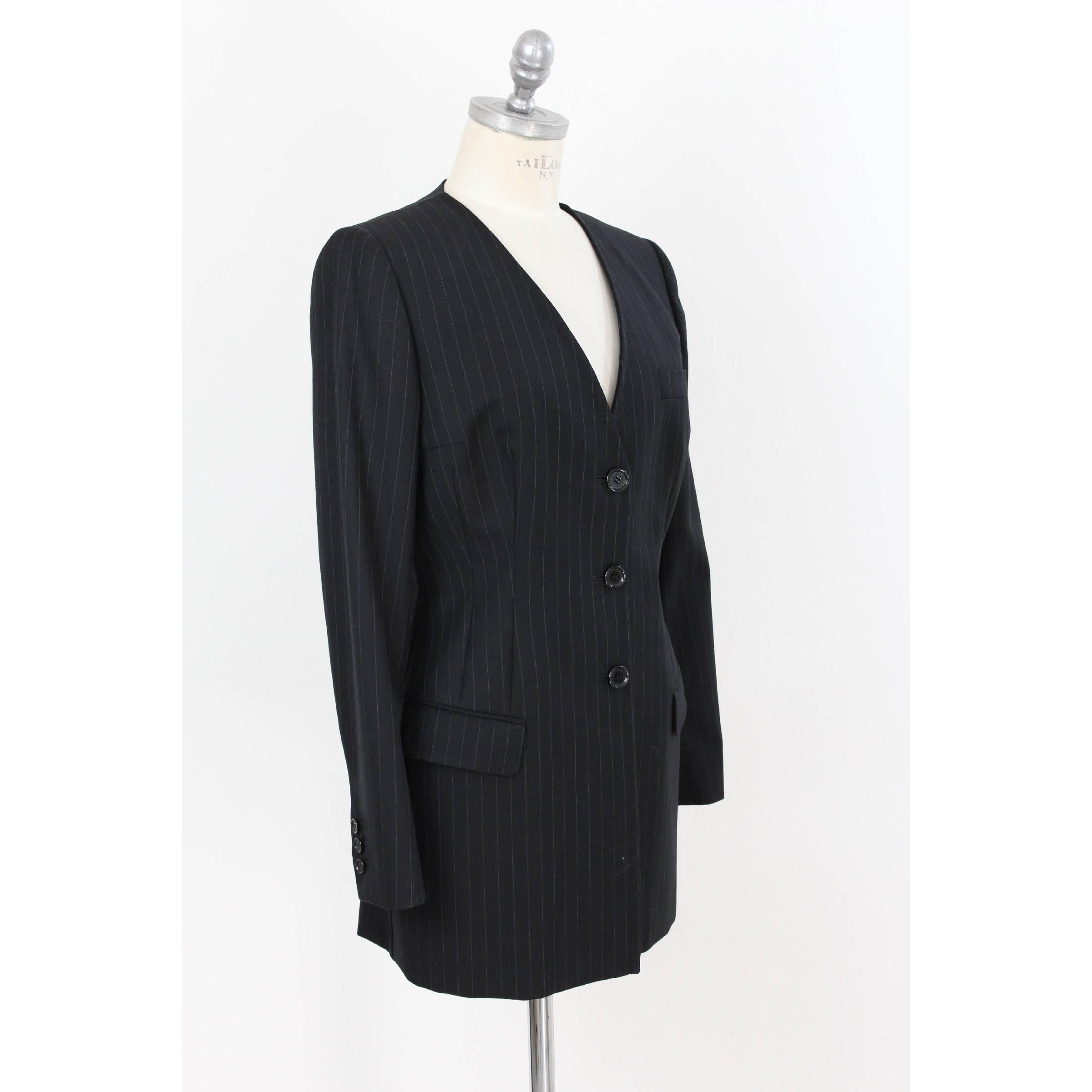 Women's Dolce & Gabbana Black Wool Pinstripe V-Neck Italian Jacket, 1990s For Sale