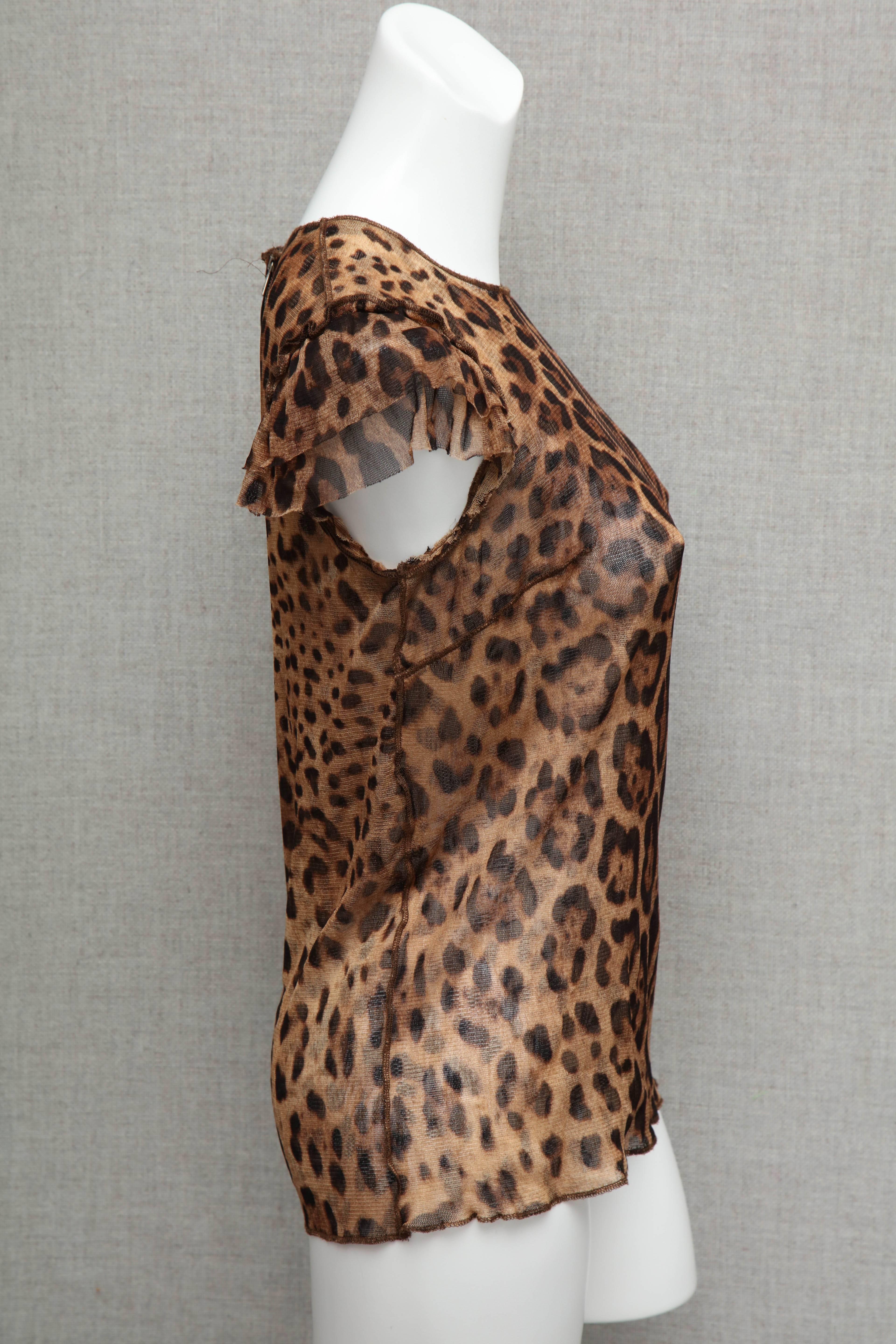 Dolce & Gabbana Leopard Print Top In Excellent Condition In Chicago, IL