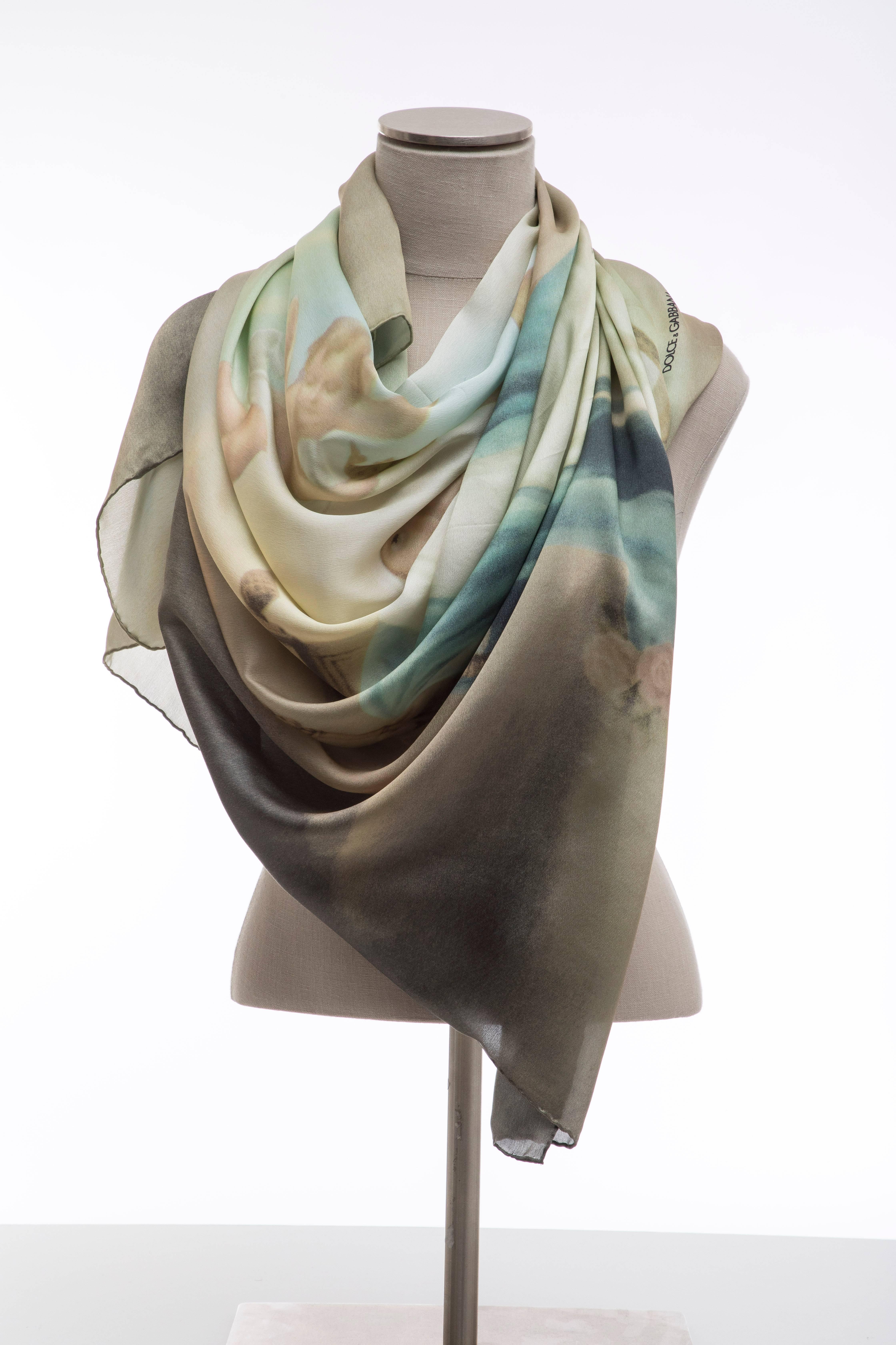 Women's Dolce & Gabbana Silk Printed Scarf Rolled Edge Stromboli Collection, Spring 1998 For Sale