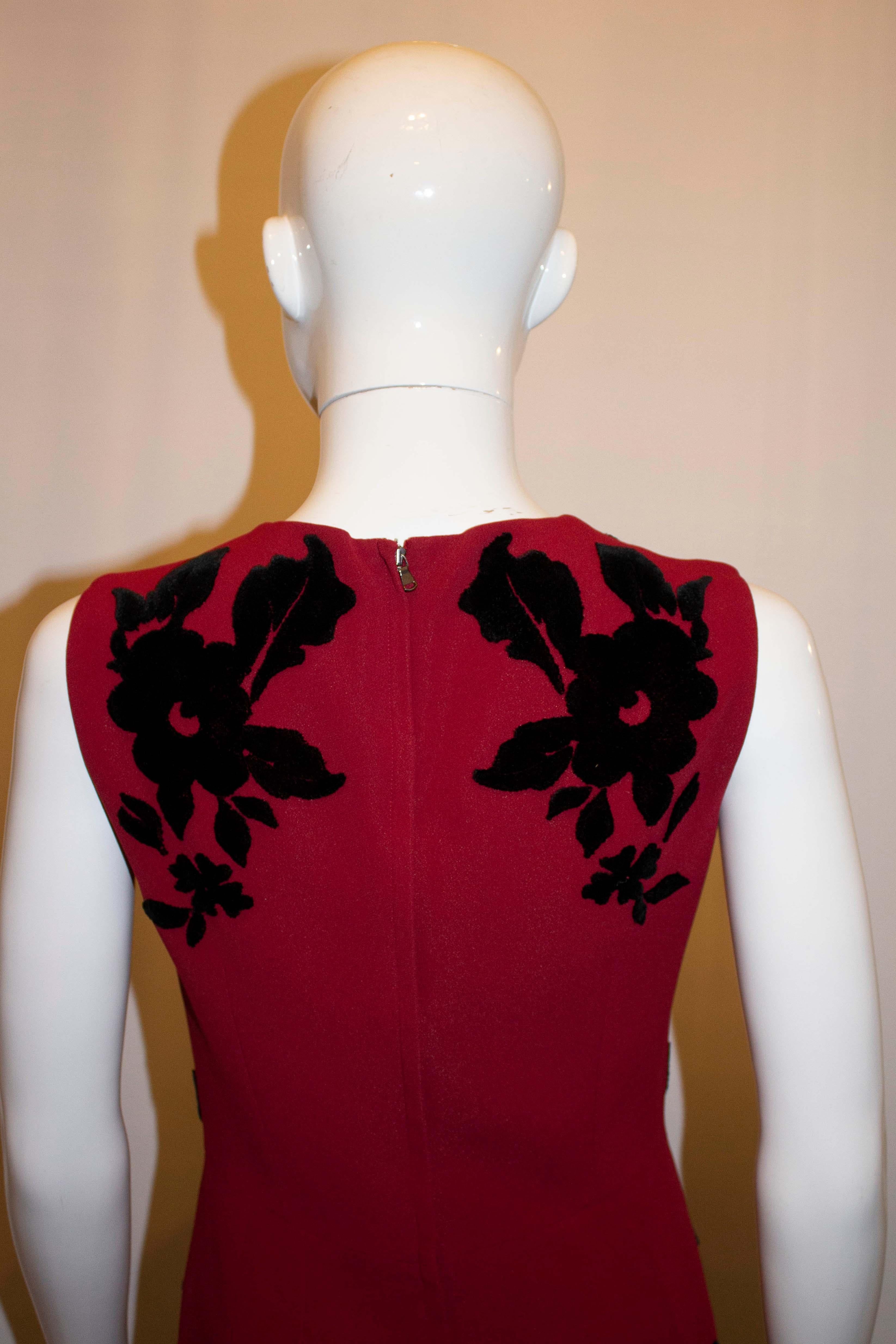 Dolce and Gabanna - Robe noire et rouge Bon état - En vente à London, GB