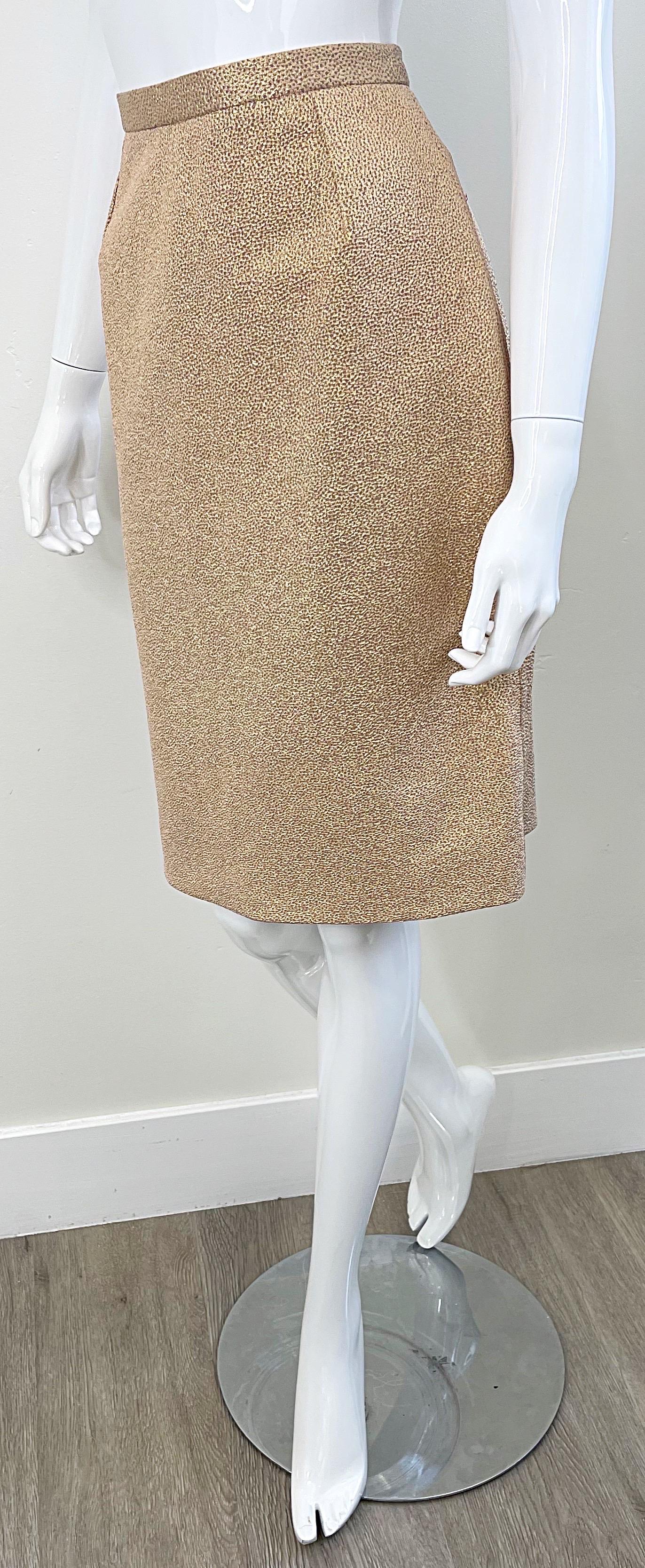 Dolce and Gabanna Size 44 / 8 2000s Y2K Gold Metallic High Waisted Pencil Skirt For Sale 1