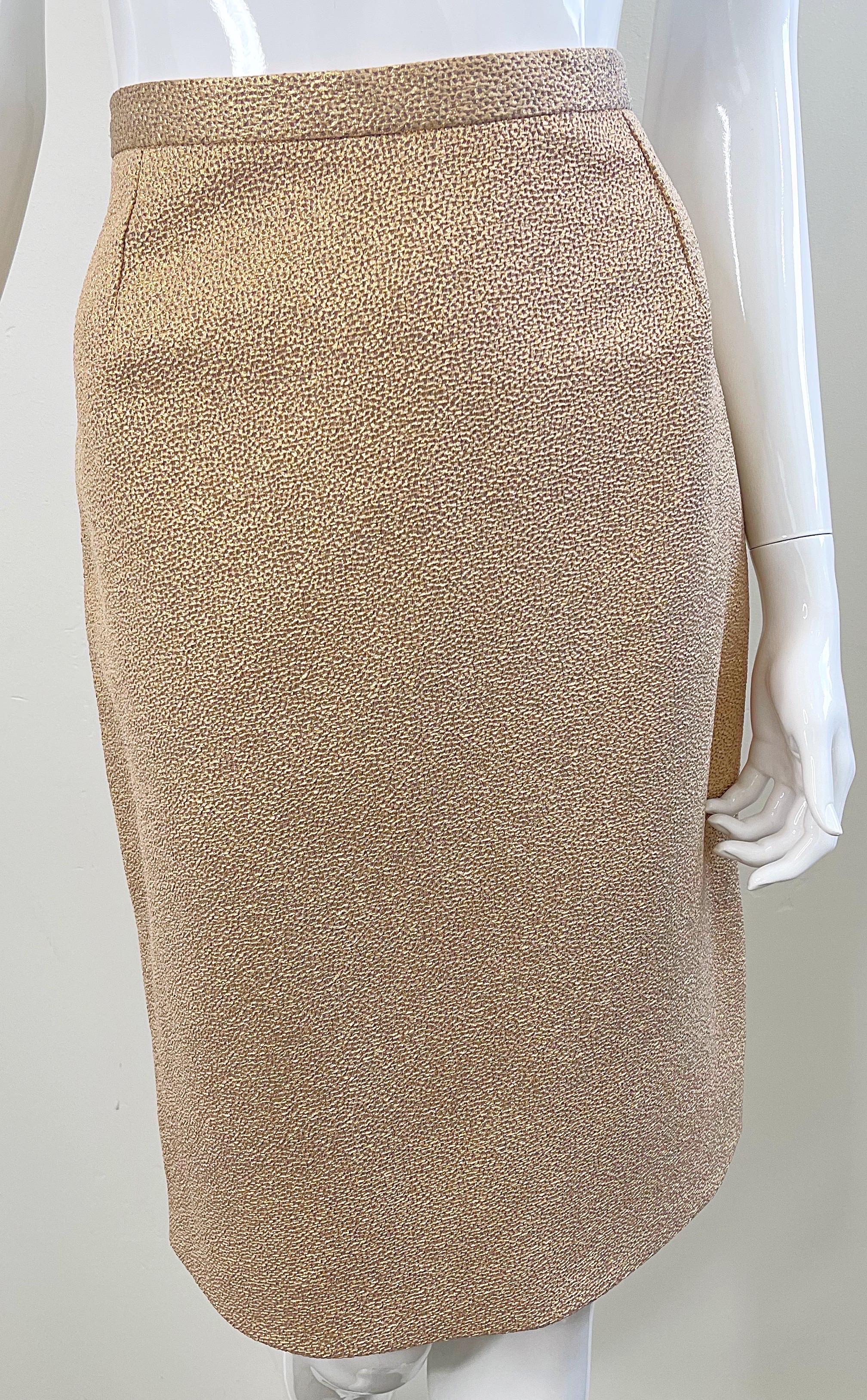 Dolce and Gabanna Size 44 / 8 2000s Y2K Gold Metallic High Waisted Pencil Skirt For Sale 2