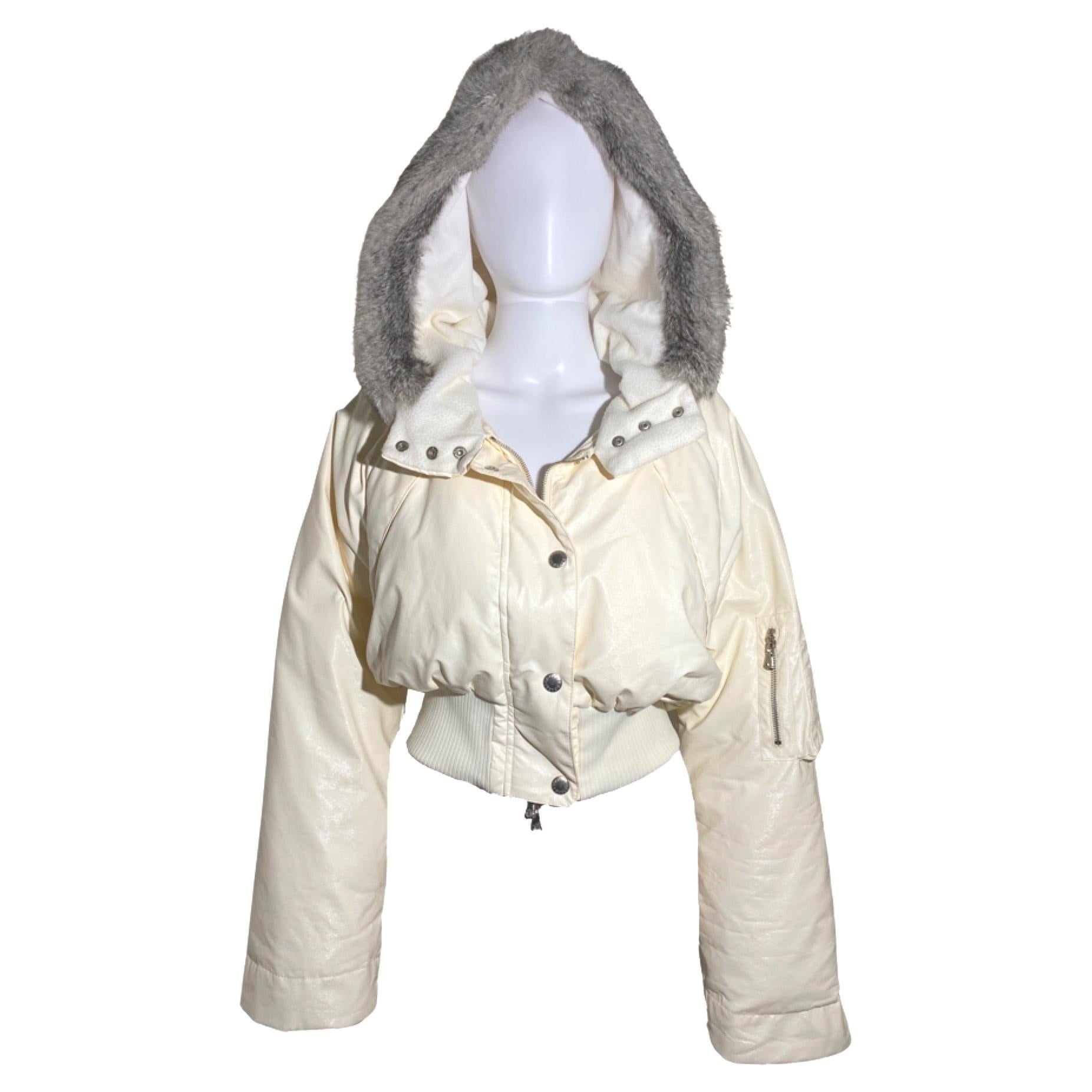 Dolce and Gabbana 2003 F/W Shiny Ivory Cropped Puffer Jacket For Sale