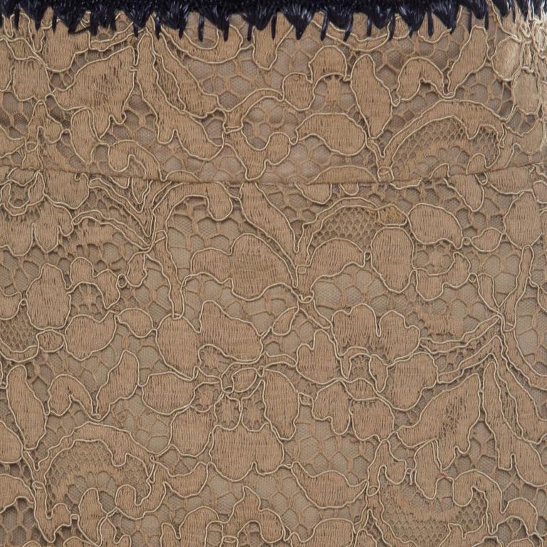 Dolce & Gabbana White Floral Pencil Straight Lace Skirt