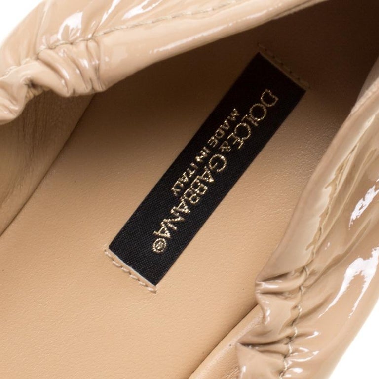 Ballerines BCBG Generation Beige à Lignes Argentées - Taille 9M, Occasion
