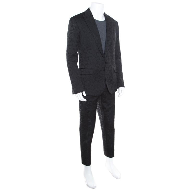 Dolce and Gabbana Black Floral Jacquard Sicilia Suit 2XL In Good Condition In Dubai, Al Qouz 2