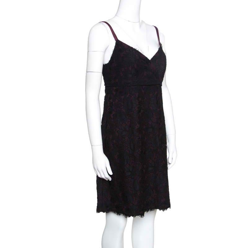 Dolce and Gabbana Black Floral Lace Sleeveless Dress M In Good Condition In Dubai, Al Qouz 2