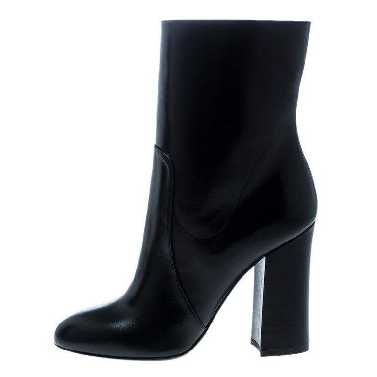 Dolce and Gabbana Black Leather Block Heel Ankle Boots Size 39 at 1stDibs