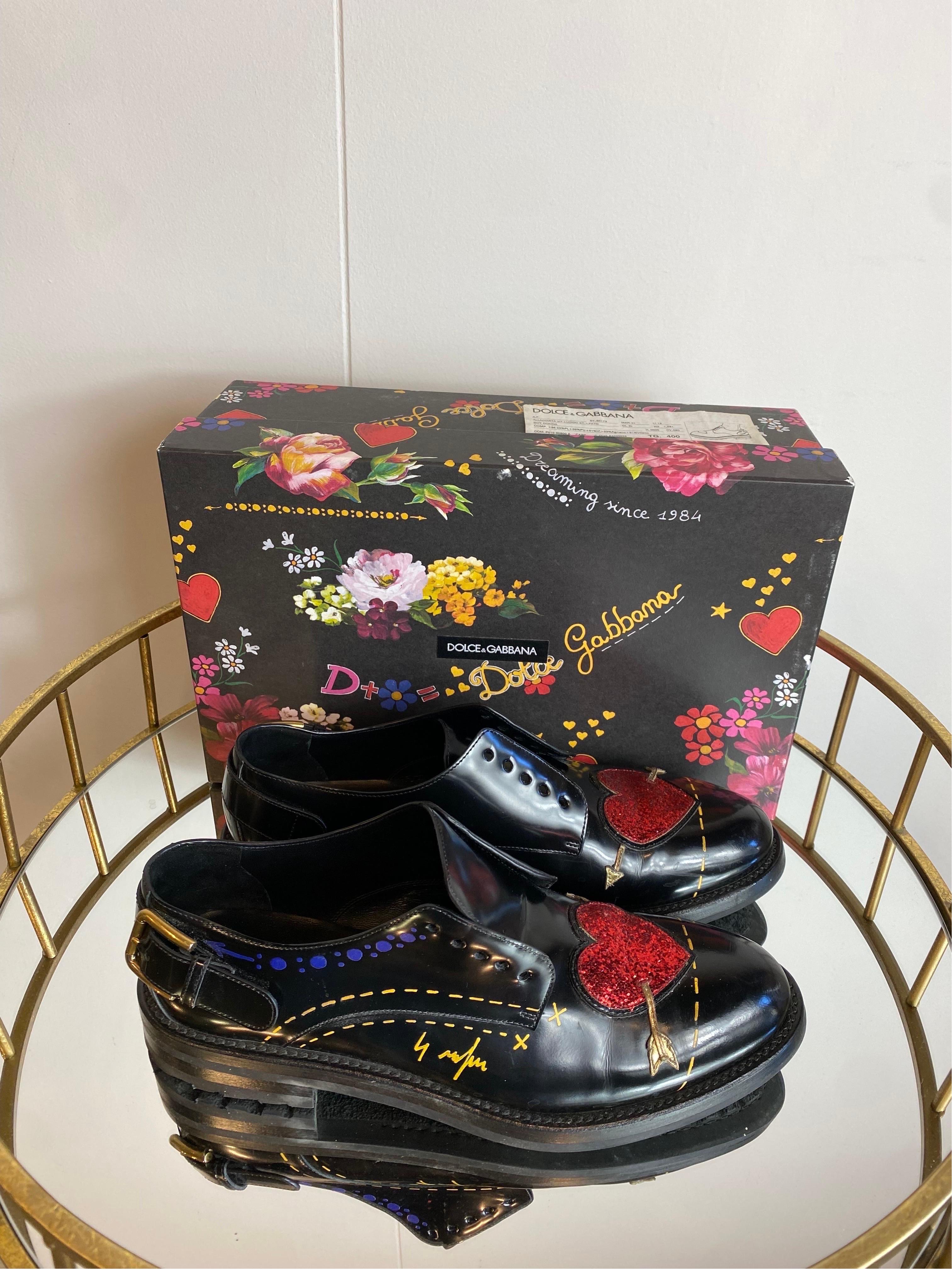 Dolce and Gabbana black leather heart Loafers  For Sale 4