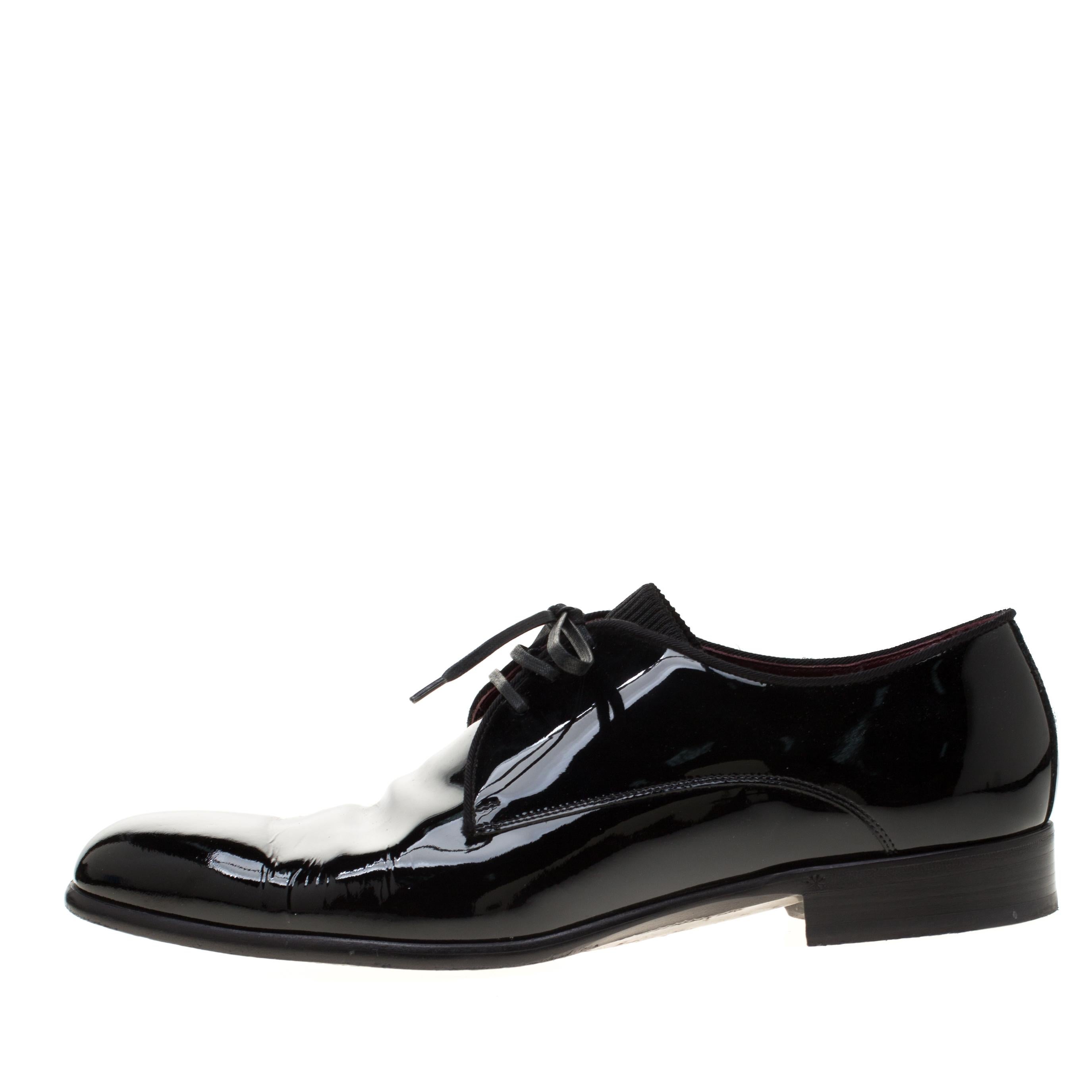 Dolce and Gabbana Black Patent Leather Derby Oxford Shoes Size 43 In Good Condition In Dubai, Al Qouz 2
