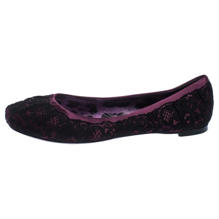 Dolce and Gabbana Black/Purple Lace and Satin Ballet Flats Size 39 For Sale