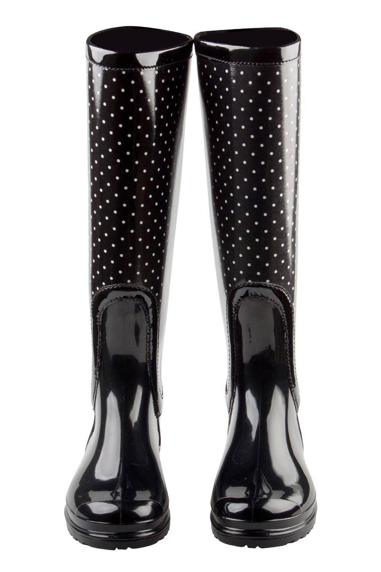 polishing boots with a drill
