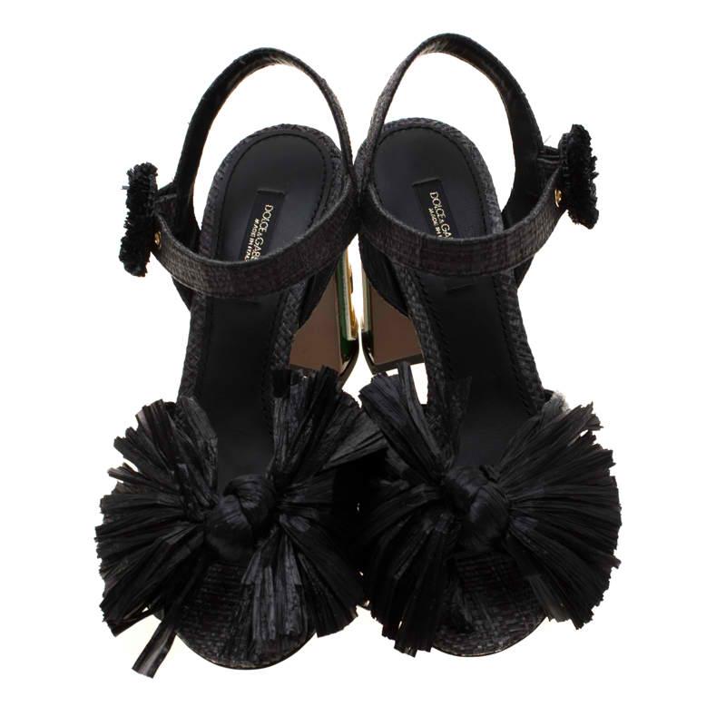 Dolce and Gabbana Black Raffia Keira Ankle Strap Sandals Size 36 In Good Condition In Dubai, Al Qouz 2