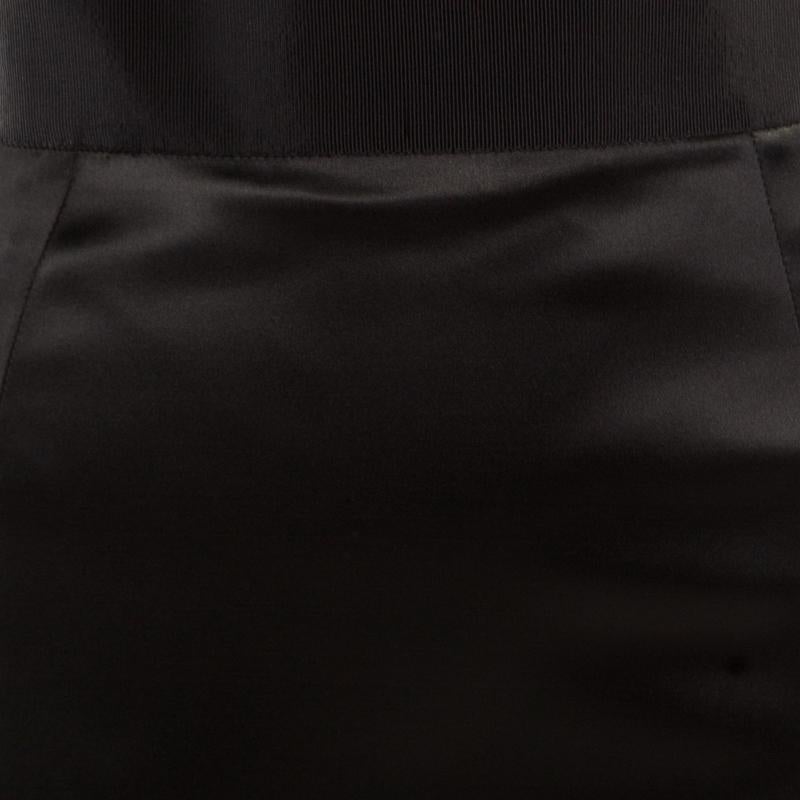 Dolce and Gabbana Black Satin Pencil Midi Skirt S In Good Condition In Dubai, Al Qouz 2