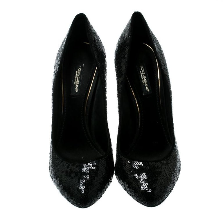 Dolce and Gabbana Black Sequin Pumps Size 37.5 For Sale at 1stDibs
